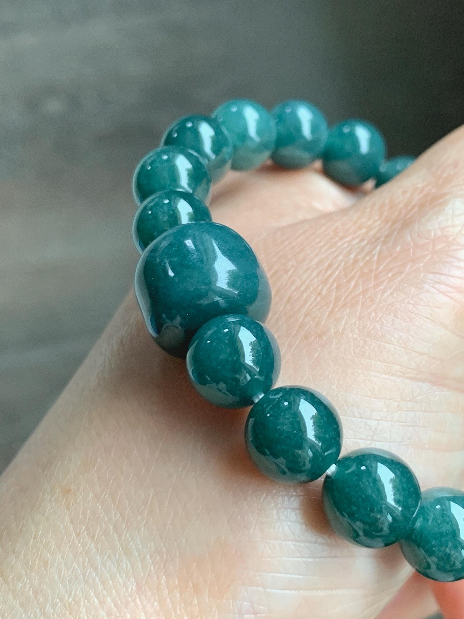 Natural Grade A Guatemalan Translucent Dark Teal Jade Jadeite Beaded Bracelet Stretchy 9.7mm 7.75” 36g 天然危糯种深蓝绿翡翠圆珠手串 WSHL150
