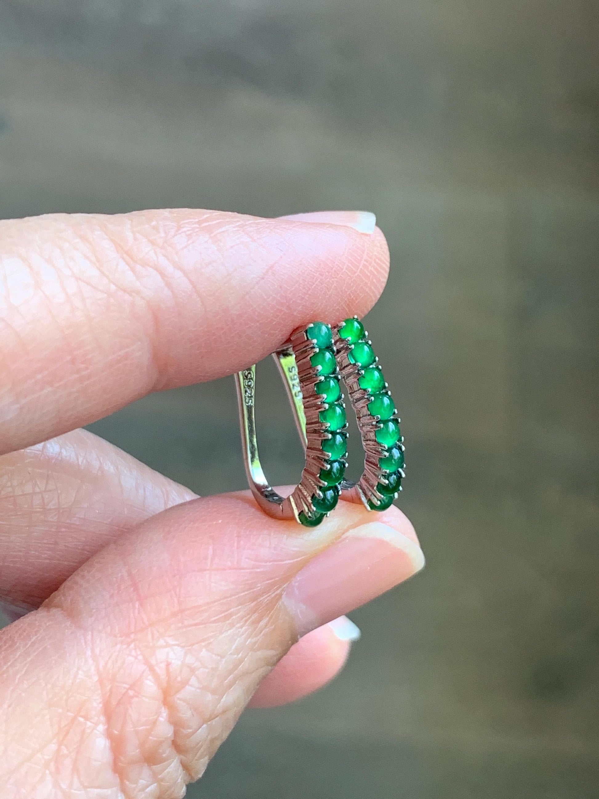 Natural Guatemalan Grade A Icy Highly Translucent Green Jade Jadeite Hoop Huggie Earrings Sterling Silver 天然冰危绿起光翡翠银镶耳包 WLB130