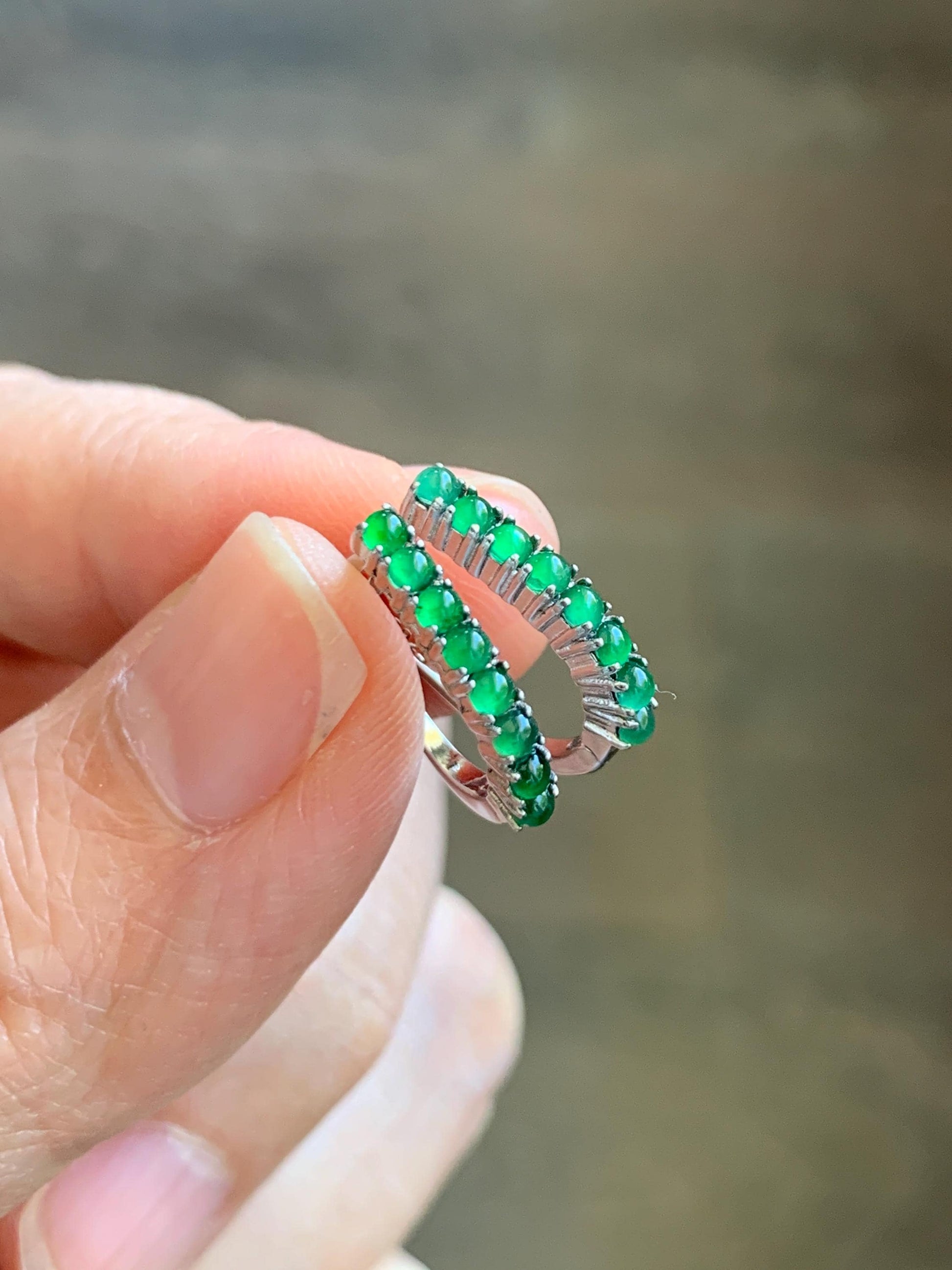 Natural Guatemalan Grade A Icy Highly Translucent Green Jade Jadeite Hoop Huggie Earrings Sterling Silver 天然冰危绿起光翡翠银镶耳包 WLB130
