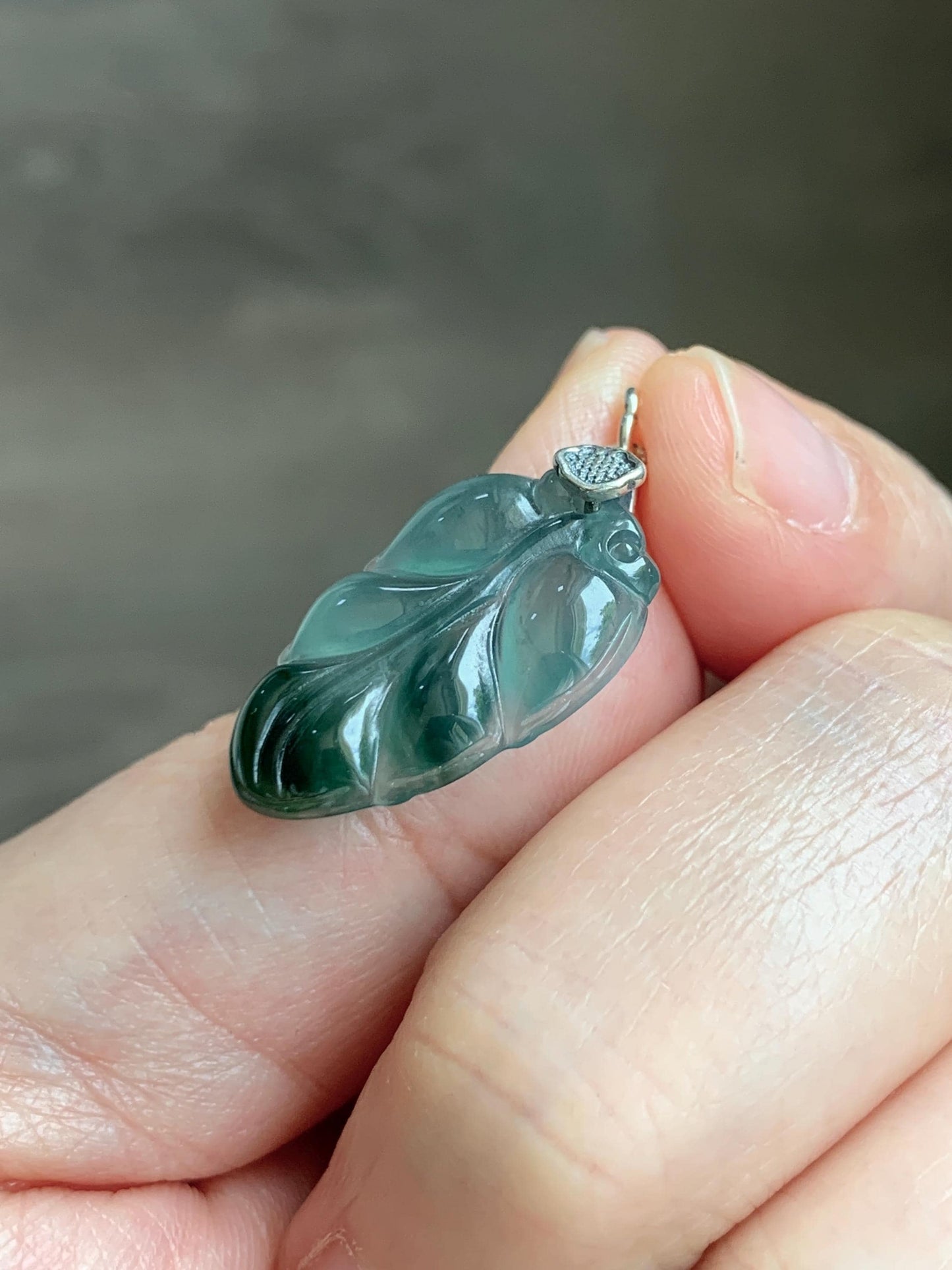 Natural Grade A Guatemalan Icy Translucent Teal Dark Green Marbled Jade Jadeite Carved Leaf Pendant Sterling Silver 天然冰胶危深蓝翡翠大叶有成银镶吊坠 WLD55C