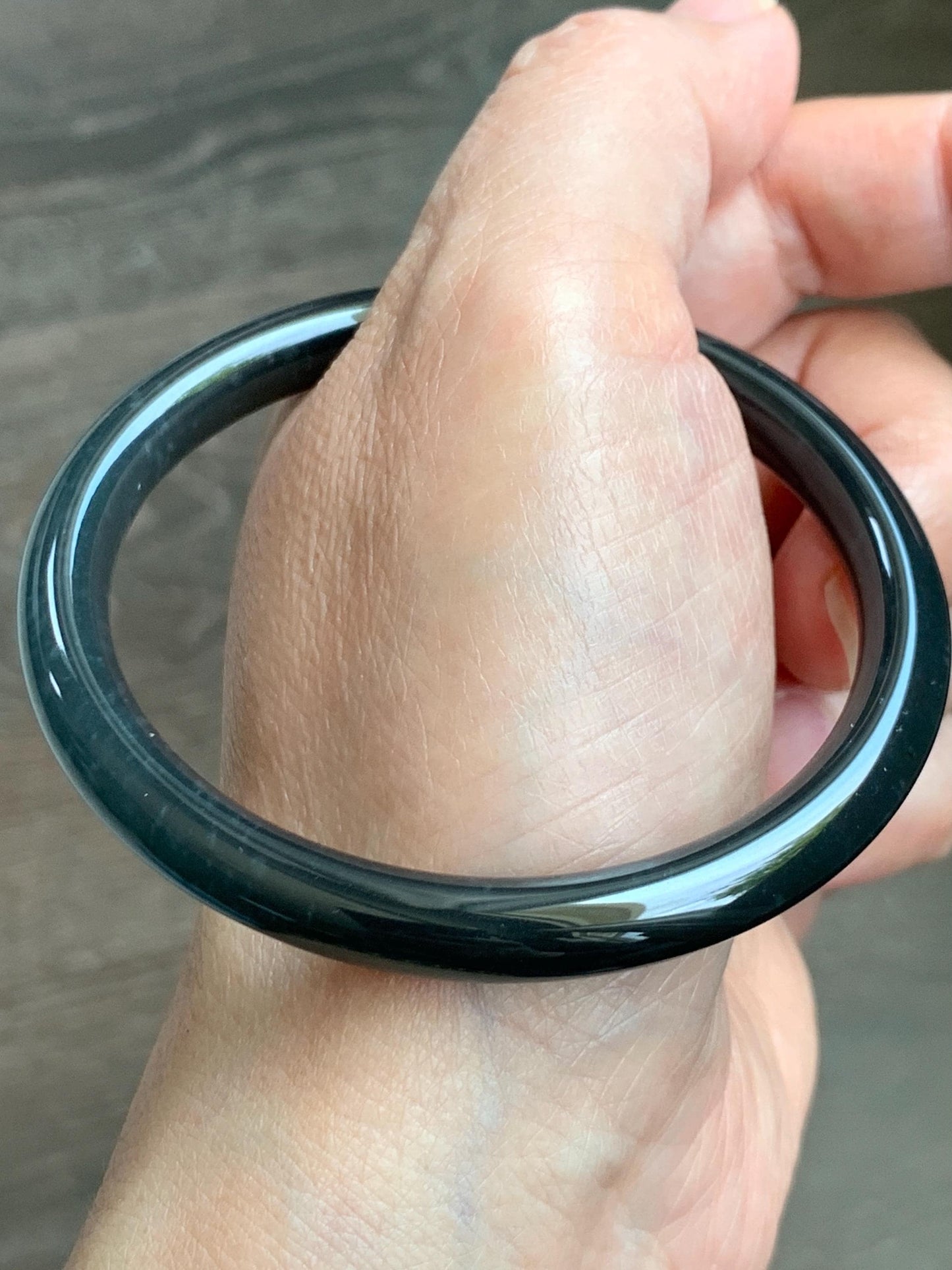 Certified Natural Grade A Guatemalan Icy Translucent Dark Grayish Black Wuji Jade Jadeite Bangle Bracelet 57.4mm 7” 26g 天然冰危深灰乌鸡圆条翡翠手镯 1195