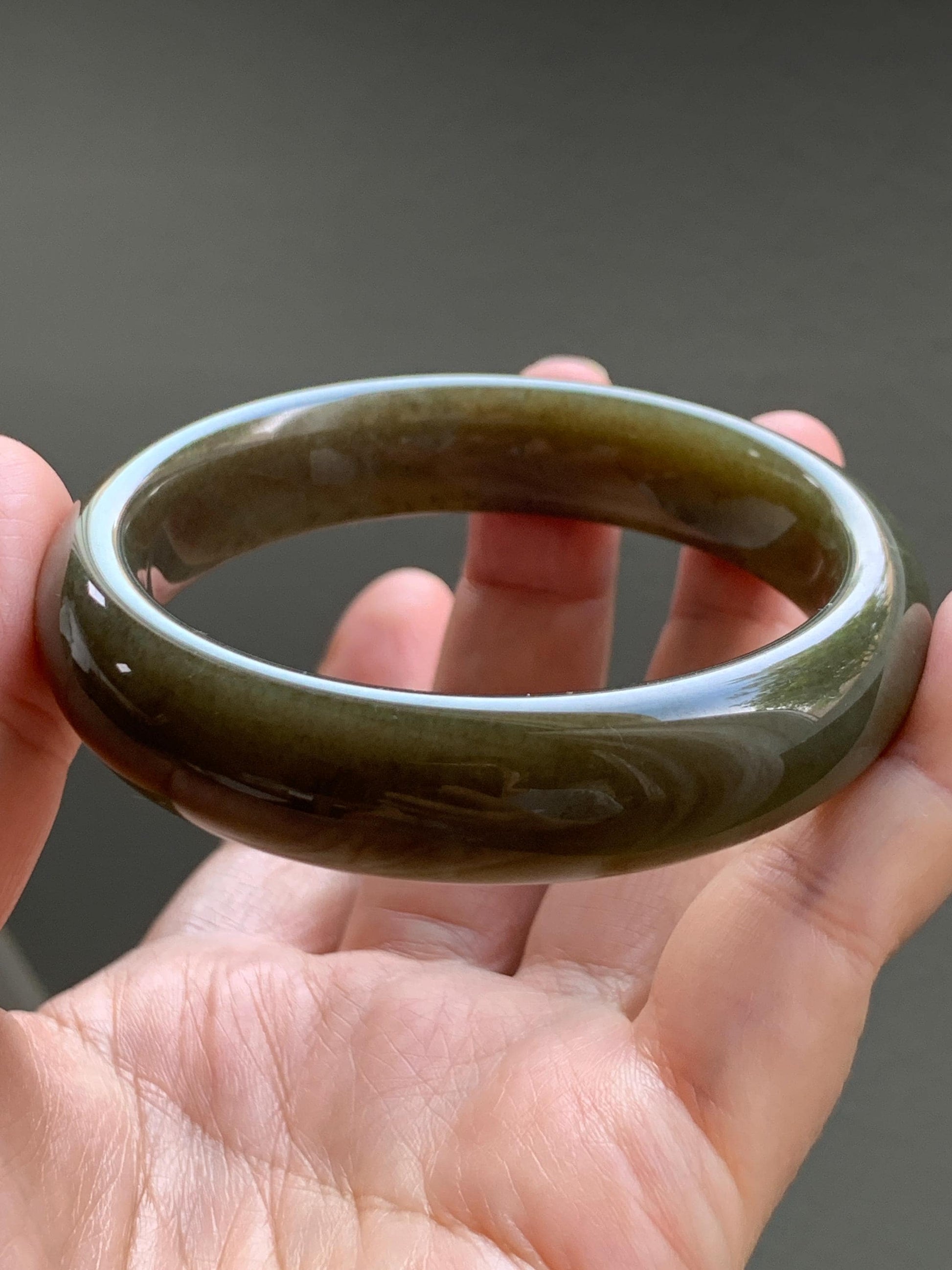 Certified Natural Nephrite Jade Translucent Dark Brown Olive Green Wide Bangle Bracelet 56.8mm 7” 60 grams 天然和田玉轮胎宽手镯 1197