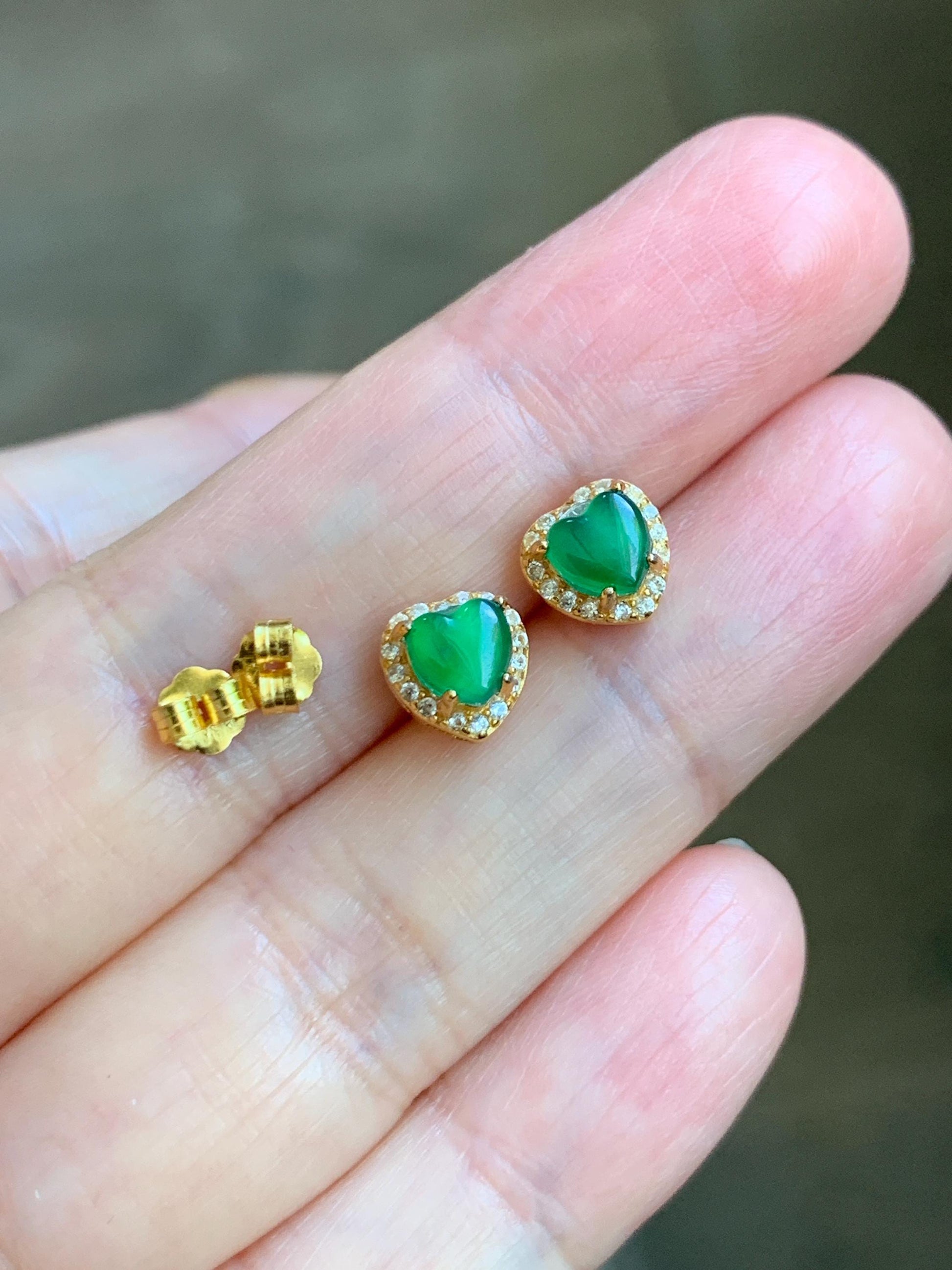 Natural Grade A Guatemalan Icy Translucent Vibrant Green Jade Jadeite Heart Halo Stud Earrings Sterling Silver 天然冰危绿翡翠爱心银耳钉 AXD66