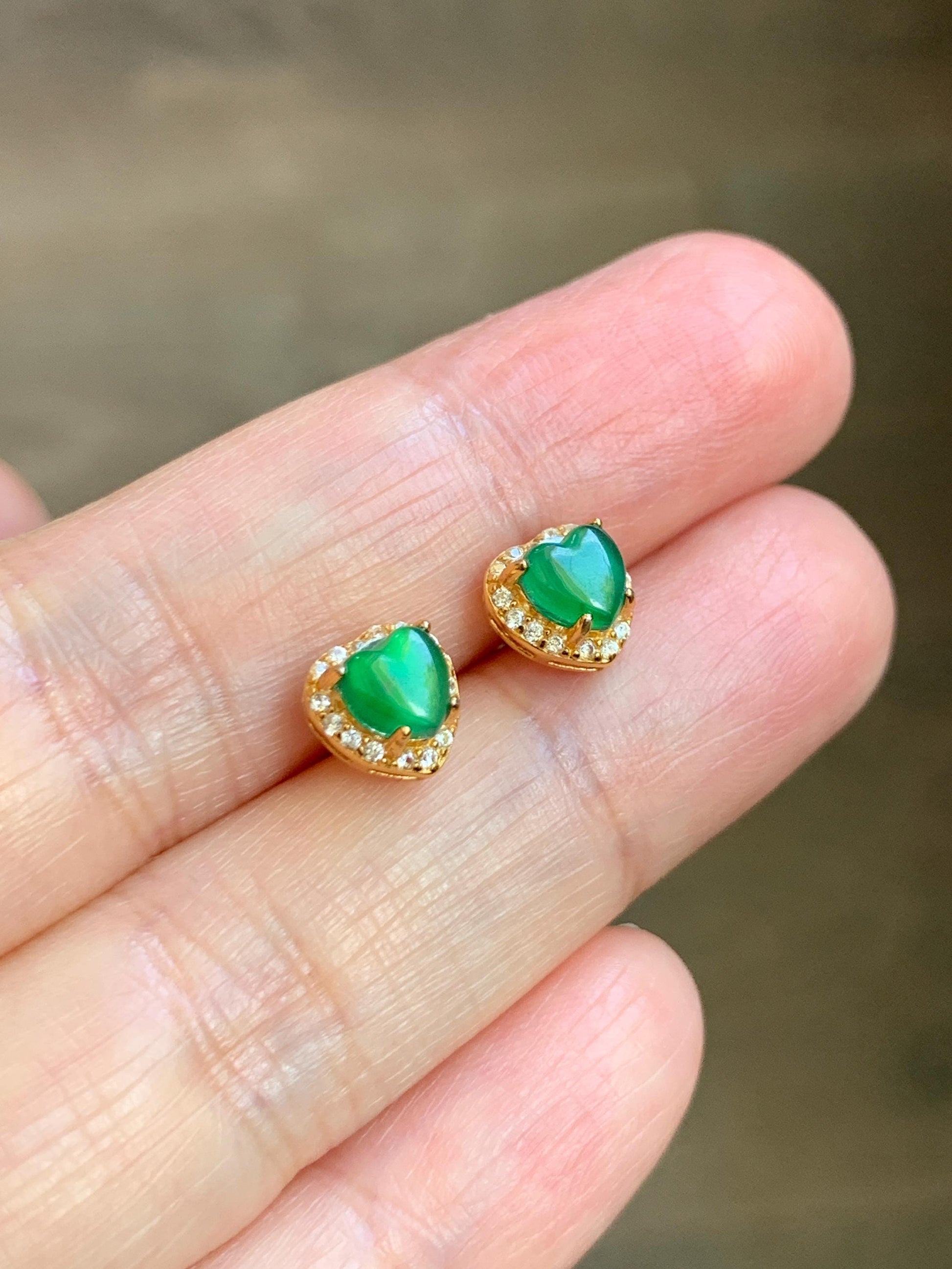 Natural Grade A Guatemalan Icy Translucent Vibrant Green Jade Jadeite Heart Halo Stud Earrings Sterling Silver 天然冰危绿翡翠爱心银耳钉 AXD66