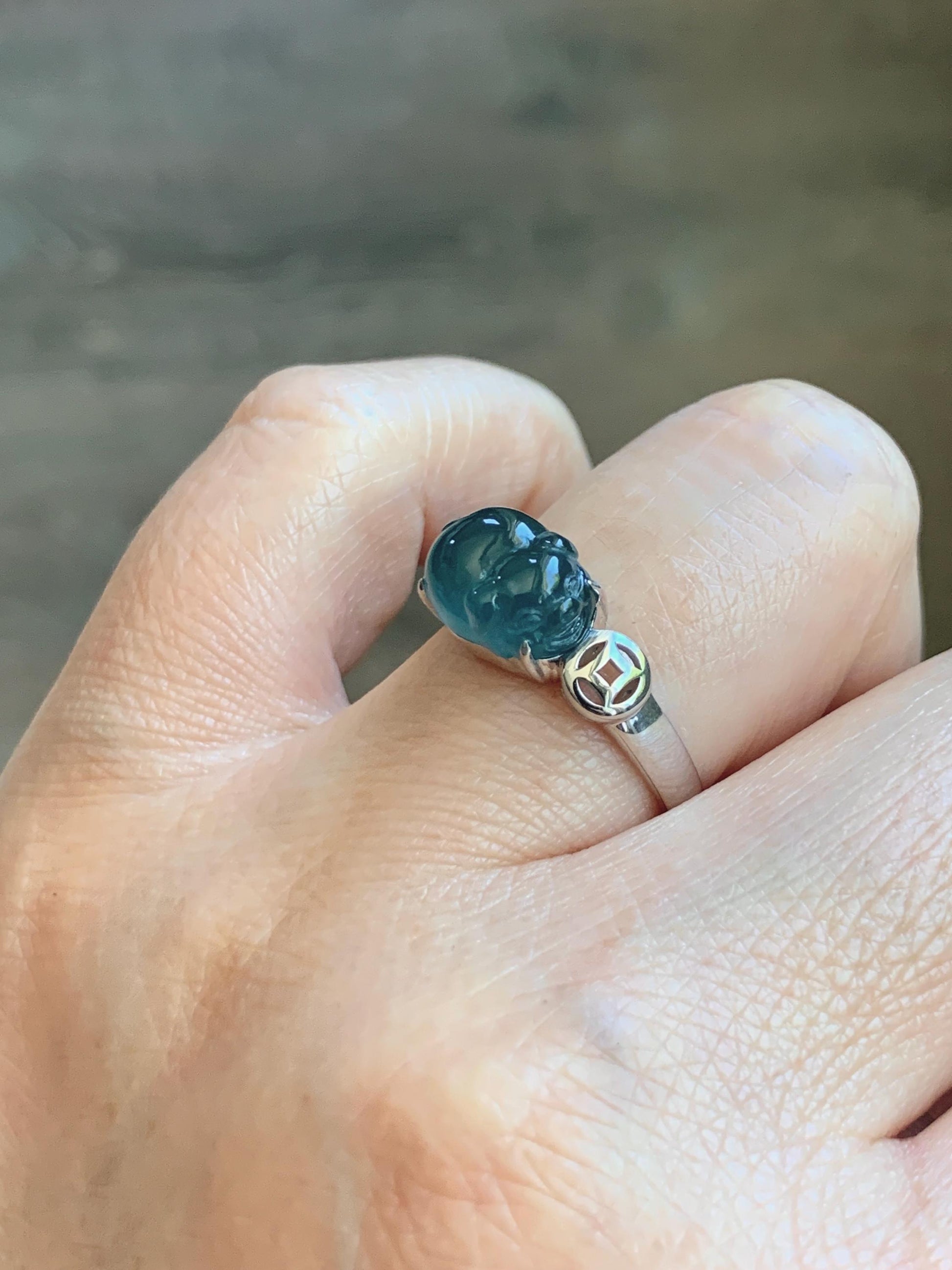 Certified Natural Grade A Guatemalan Icy Translucent Dark Teal Blue Jade Jadeite Carved Pig Ring Sterling Silver size 7 US 天然冰胶危蓝绿翡翠小猪戒指 234