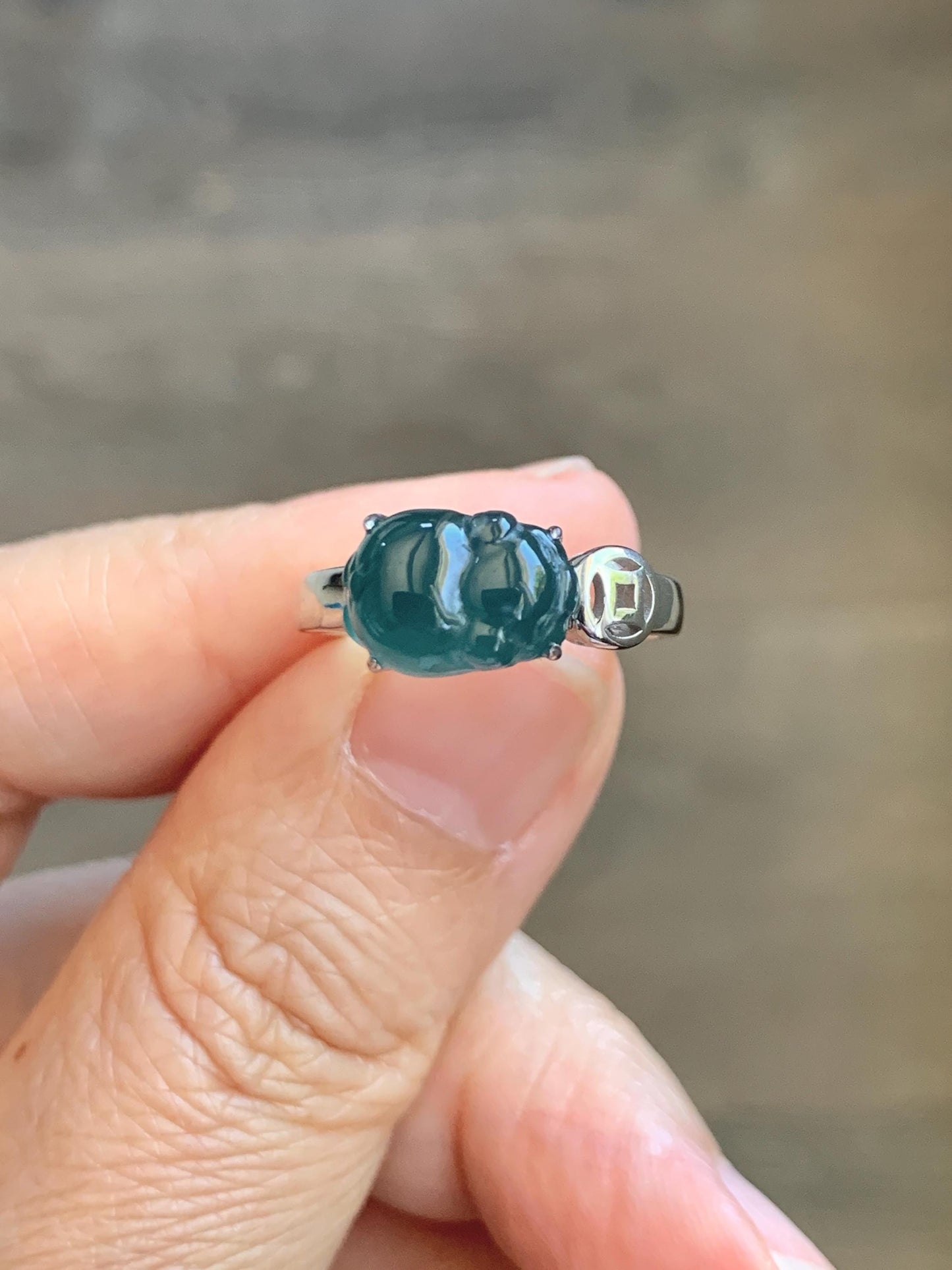 Certified Natural Grade A Guatemalan Icy Translucent Dark Teal Blue Jade Jadeite Carved Pig Ring Sterling Silver size 7 US 天然冰胶危蓝绿翡翠小猪戒指 234