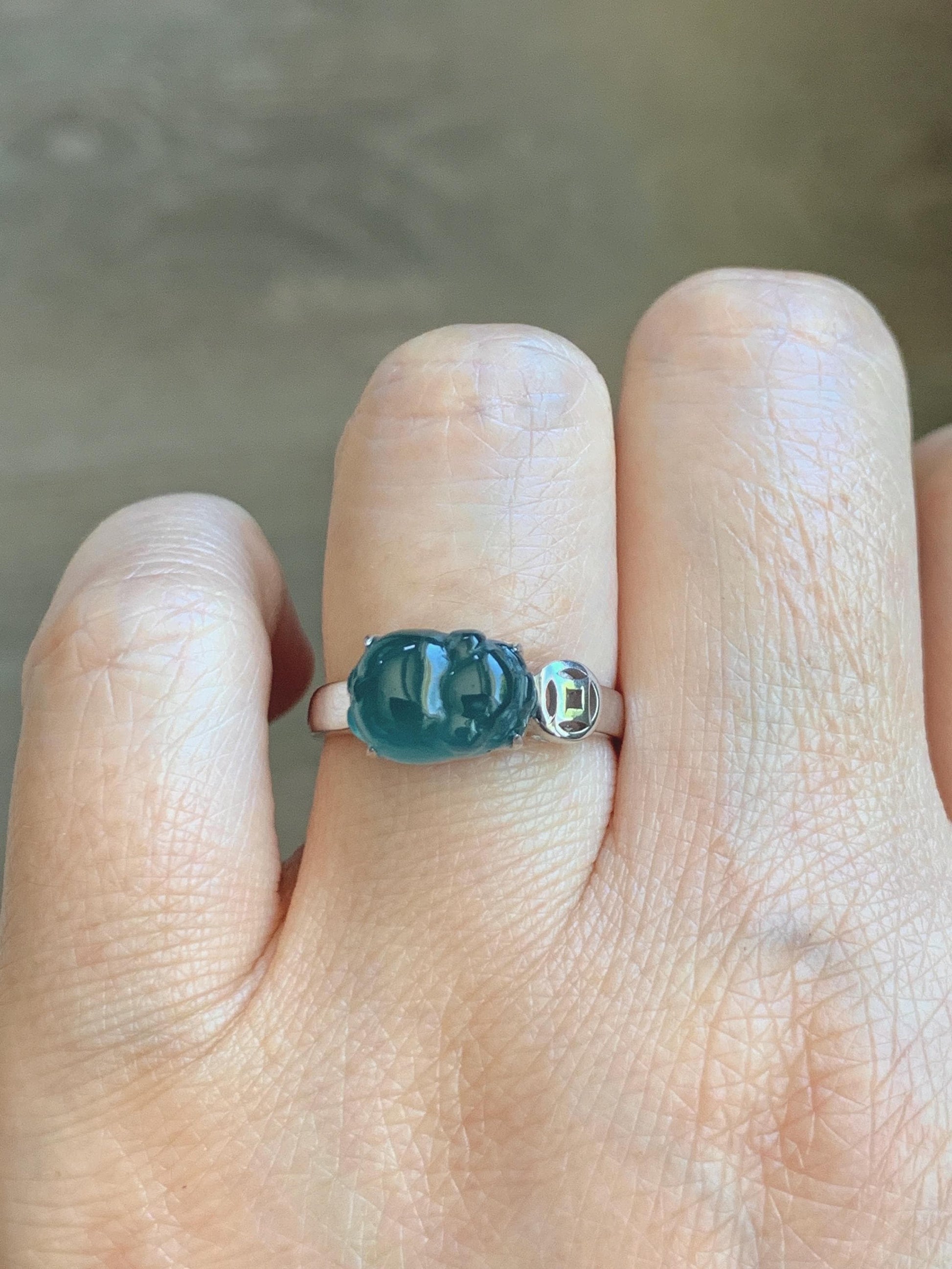 Certified Natural Grade A Guatemalan Icy Translucent Dark Teal Blue Jade Jadeite Carved Pig Ring Sterling Silver size 7 US 天然冰胶危蓝绿翡翠小猪戒指 234