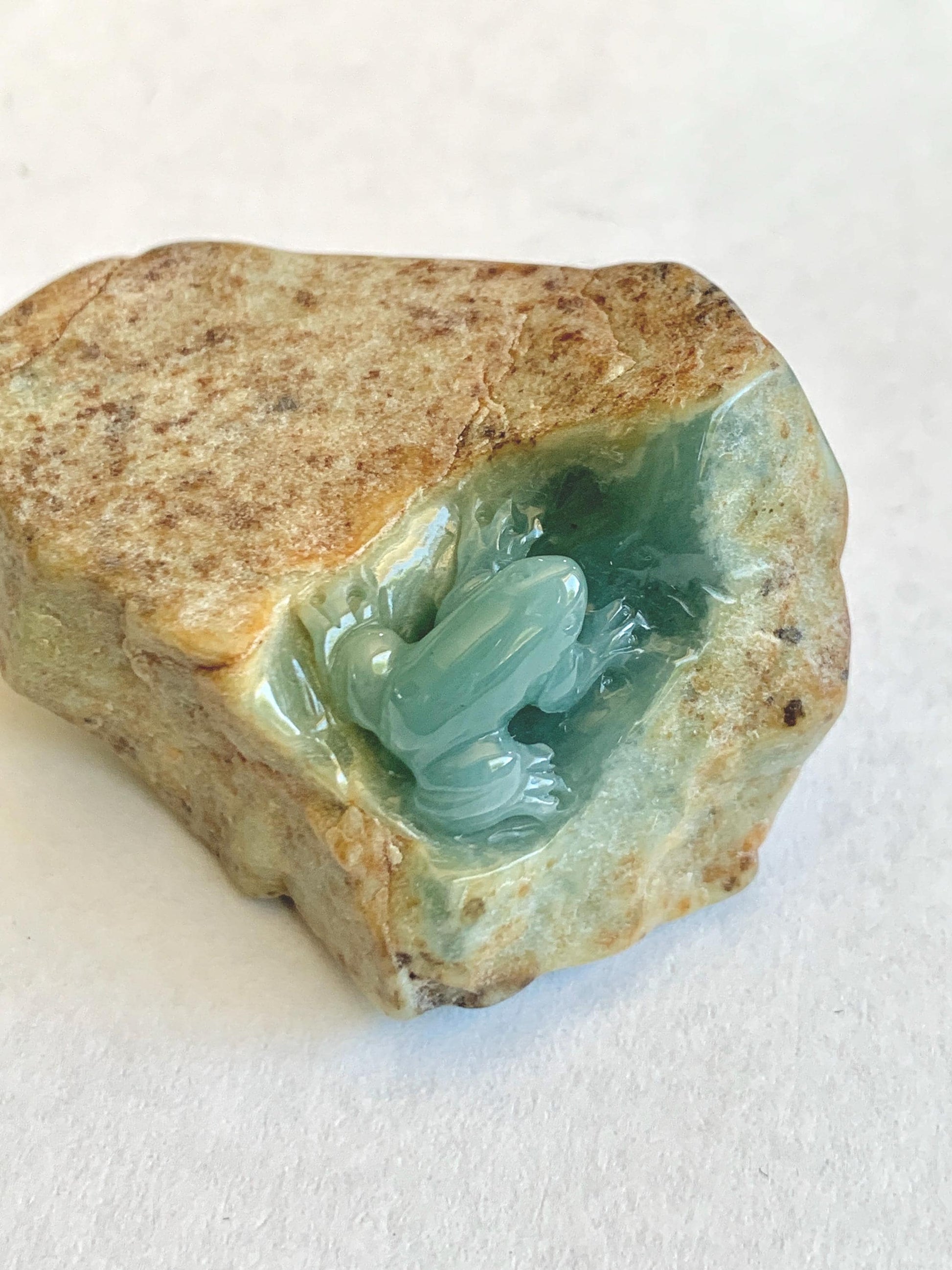 Grade A Natural Guatemalan Dusty Blue Jade Jadeite with Brown Rind Frog Carved Rock Tea Pet Pal Home Decor Book End 70g 天然冰危翡翠皮壳料青蛙茶宠 WLC125