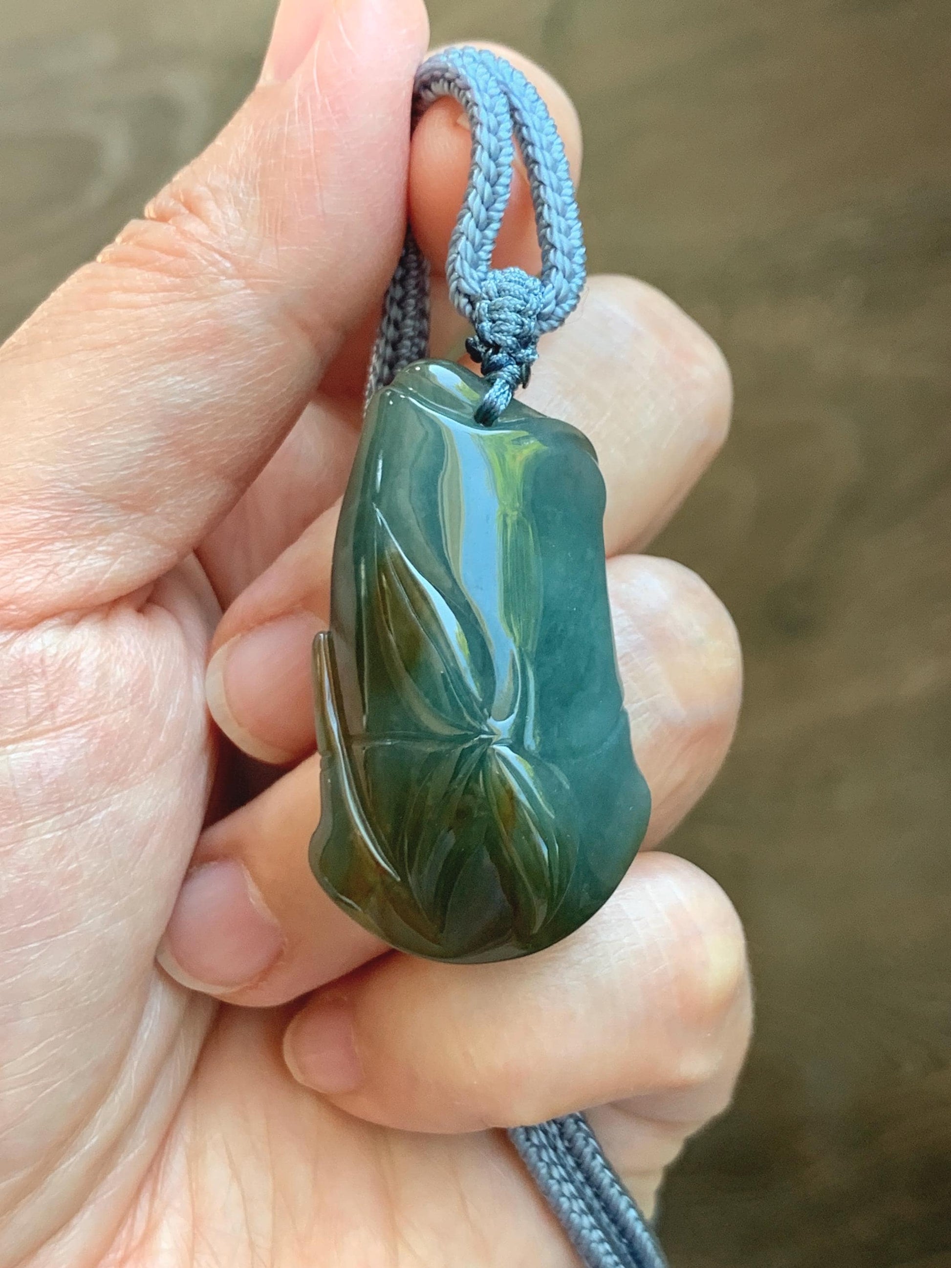 Natural Grade A Guatemalan Icy Translucent Dark Blue Yellow Marbled Jade Jadeite Bamboo Pendant Rope Necklace 27” 21g 天然冰危深蓝撒金翡翠竹节吊坠 WZJ165