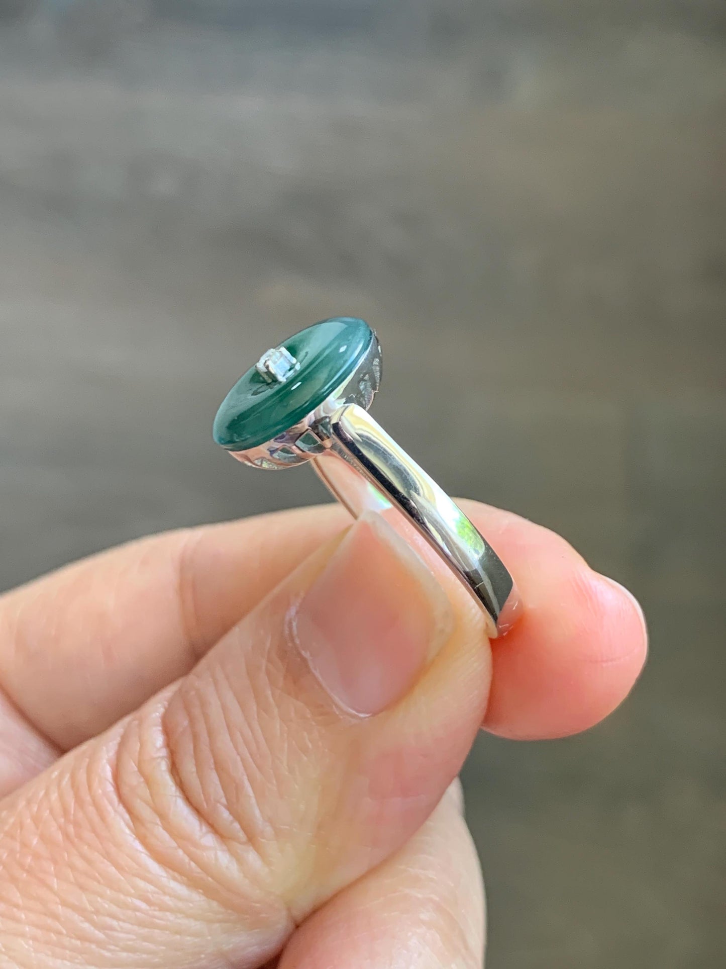 Certified Natural Grade A Icy Translucent Green Marbled Jade Jadeite Donut Ping An Kou Ring Sterling Silver Size 7 US 4g 天然冰飘绿翡翠平安扣银镶戒指 238