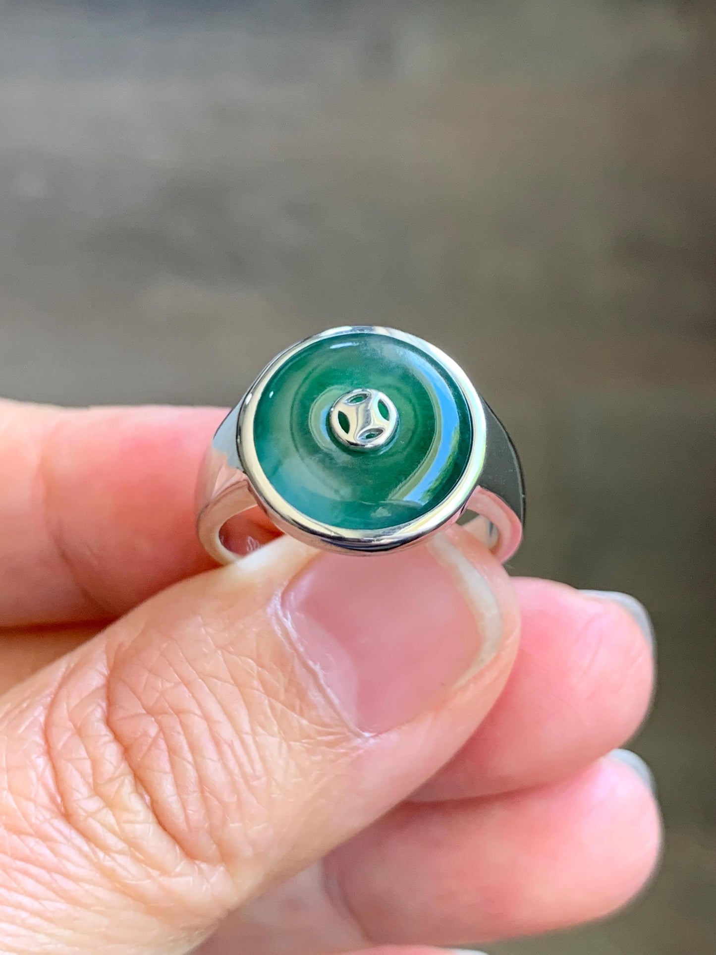 Certified Natural Grade A Icy Translucent Green Marbled Jade Jadeite Donut Ping An Kou Ring Sterling Silver Size 7.25 US 天然冰飘绿翡翠平安扣银镶戒指 239