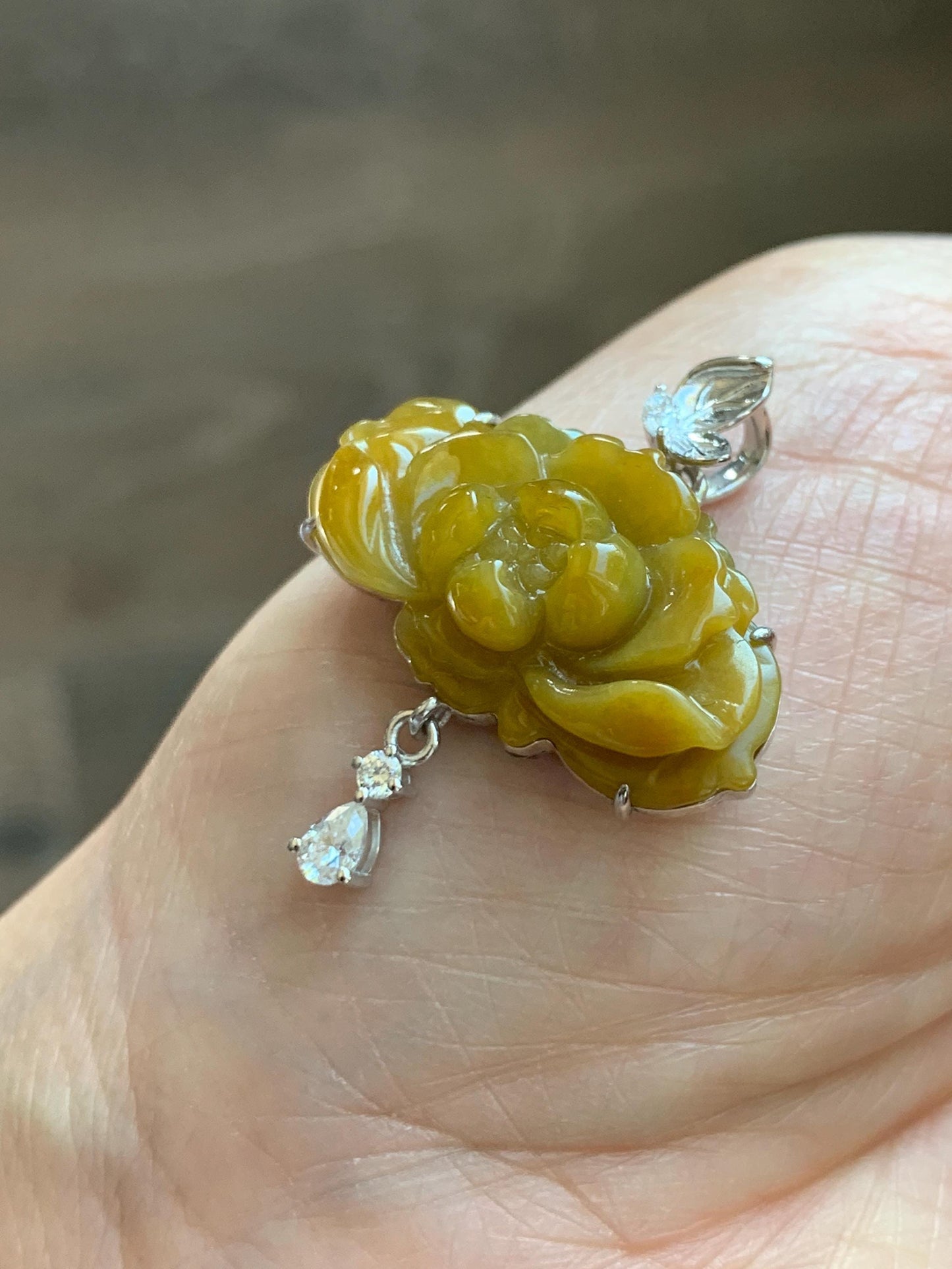 Certified Grade A Natural Guatemalan Icy Intense Yellow Jade Jadeite Lotus Flower Pendant Moissanite Sterling Silver 6.13g 天然冰危油黄翡翠莲花镶嵌吊坠240