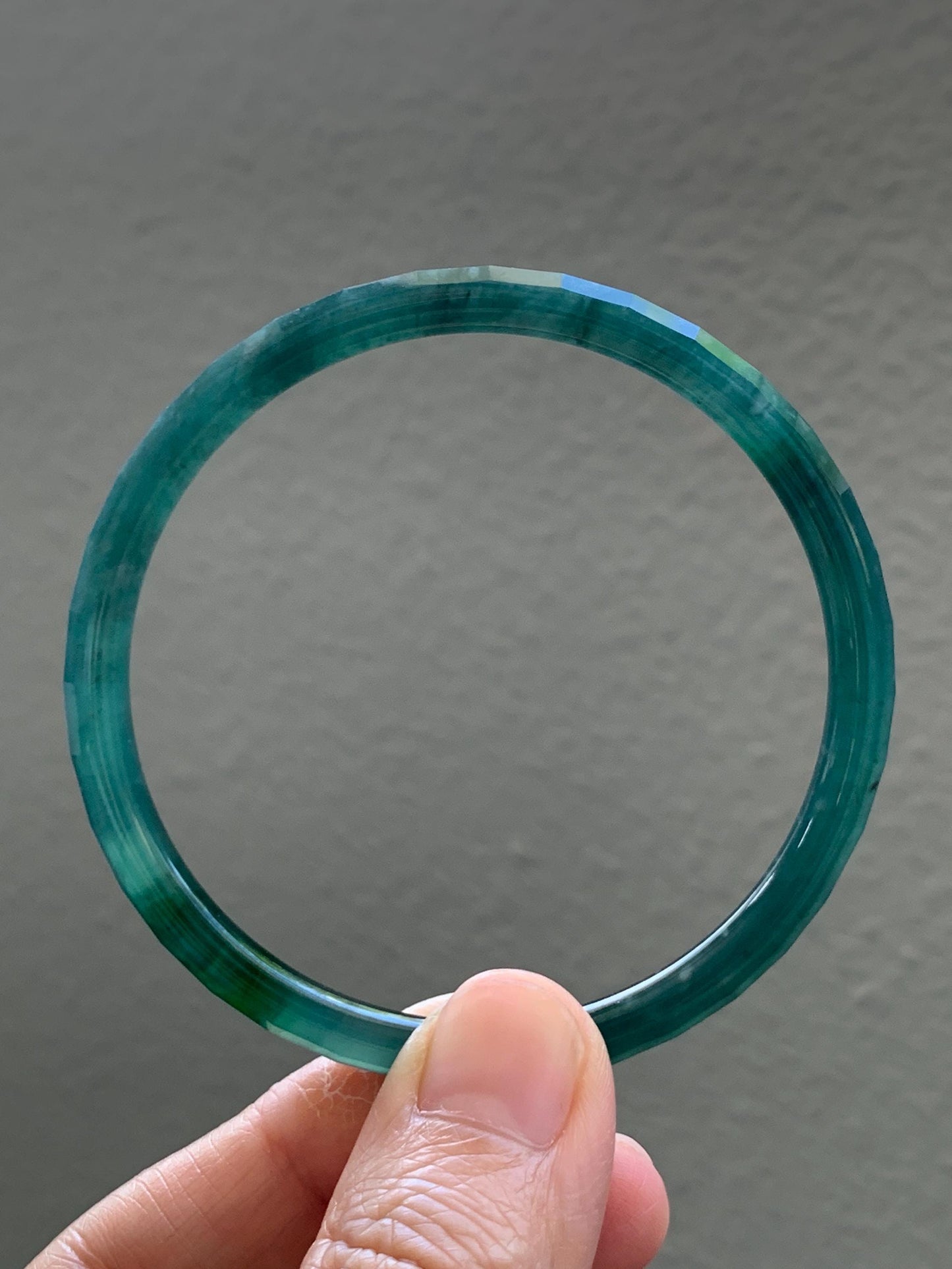 Certified Natural Grade A Guatemalan Icy Highly Translucent Deep Teal Green Faceted Jadeite Slim Bangle 56.9mm 7” 14g 天然冰胶危深蓝绿翡翠细圆条切割面手镯 215