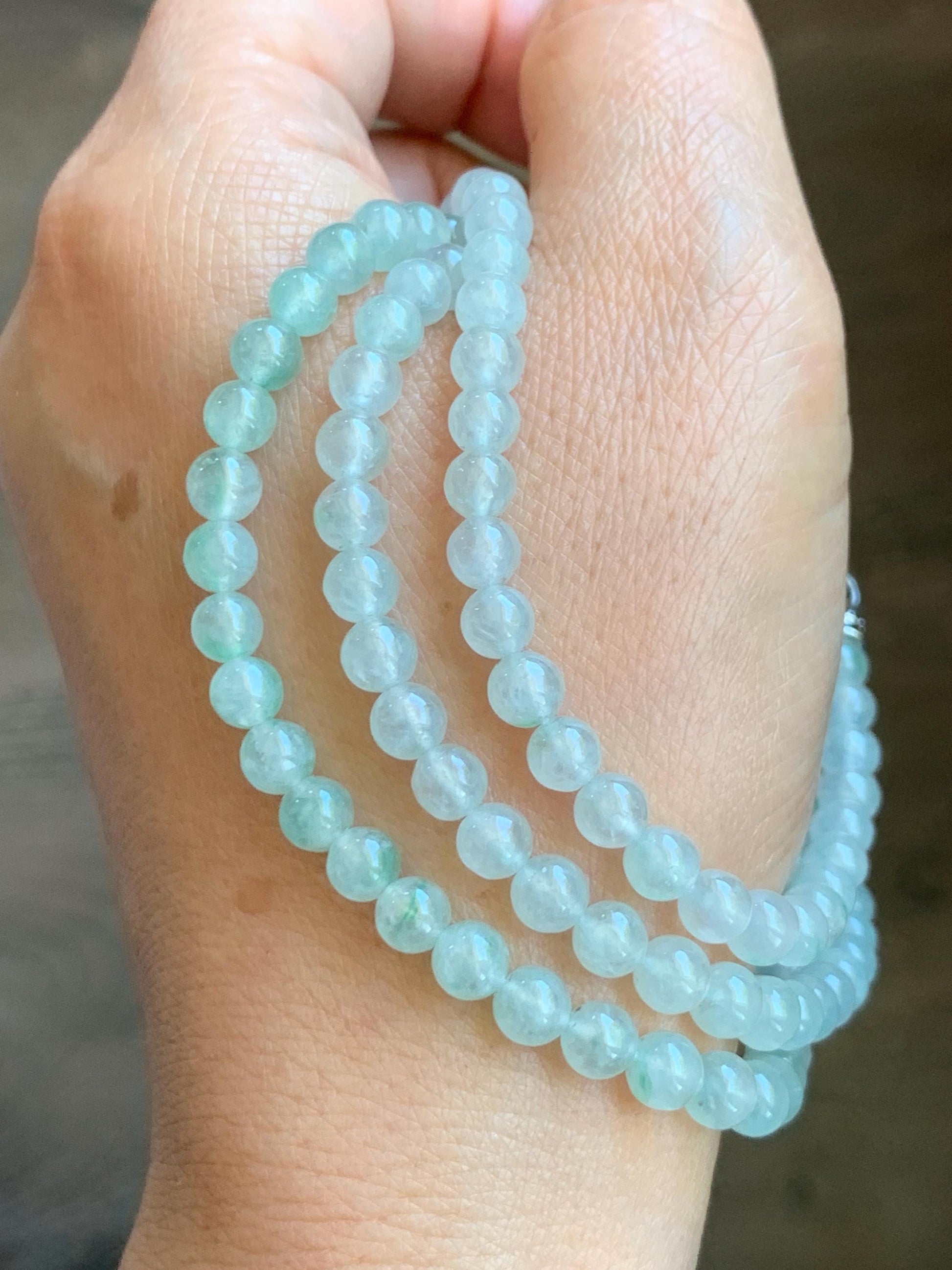 Grade A Natural Icy Highly Translucent White & Pastel Green Jade Jadeite Round Beads Beaded Necklace 5.5mm 23.5” 32g 天然冰晴底起光翡翠圆珠项链 MDQ660