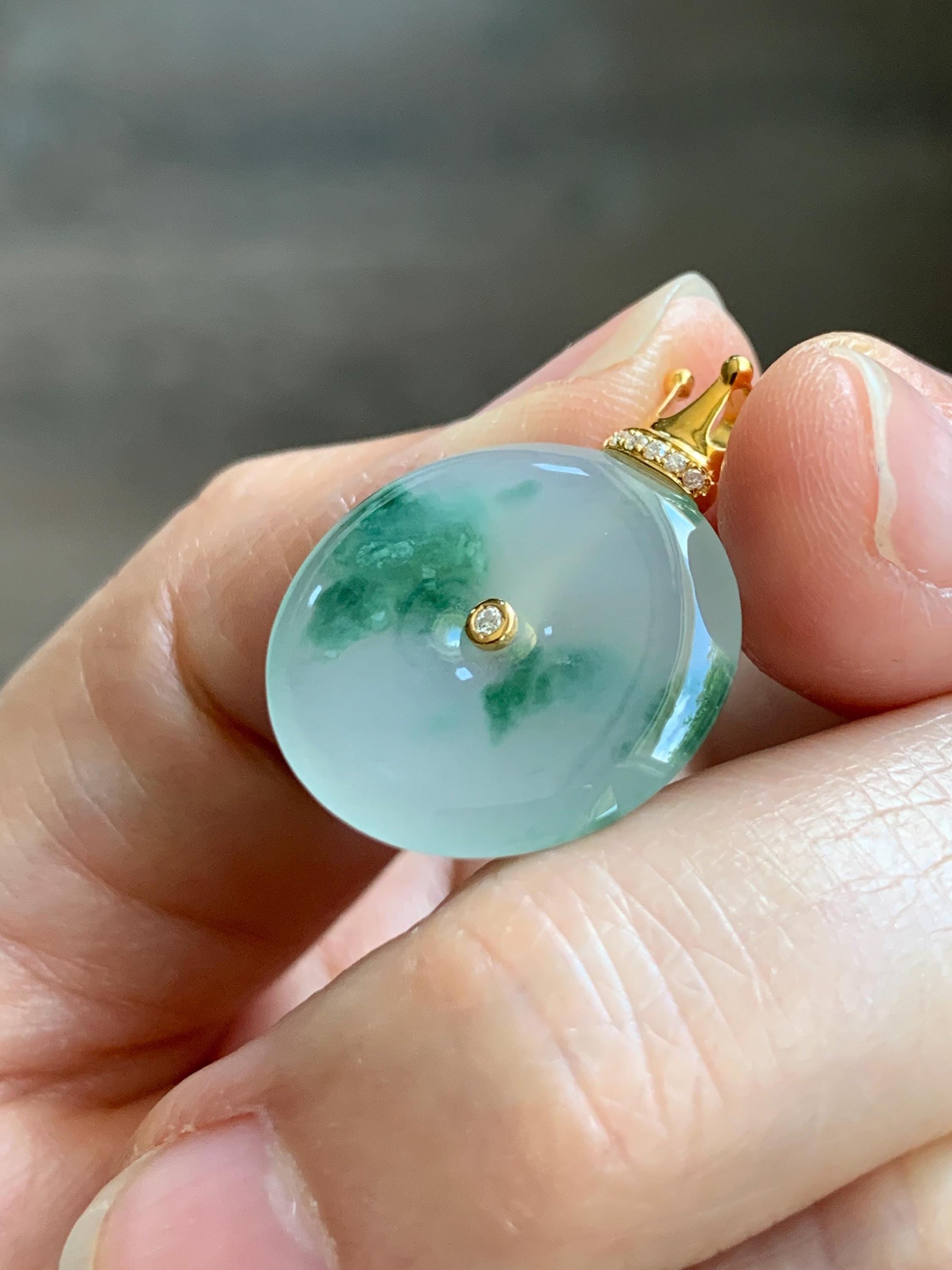 Certified Grade A Natural Icy Translucent Green Marbled Jade Jadeite Ping An Kou Donut Pendant 14K Yellow Gold 3g 天然冰胶白飘花翡翠平安扣14K金镶嵌吊坠 217