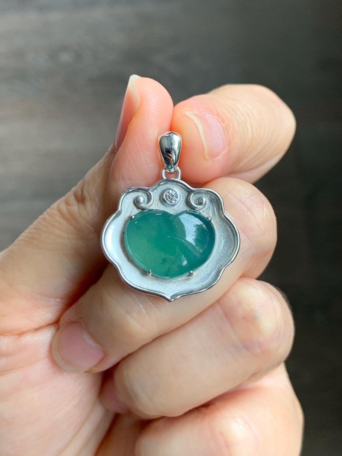 Certified Natural Grade A Guatemalan Icy Translucent Teal Green Jade Jadeite Heart Ruyi Lock Pendant Sterling Silver 6.7g 天然冰危绿翡翠爱心如意锁吊坠 221