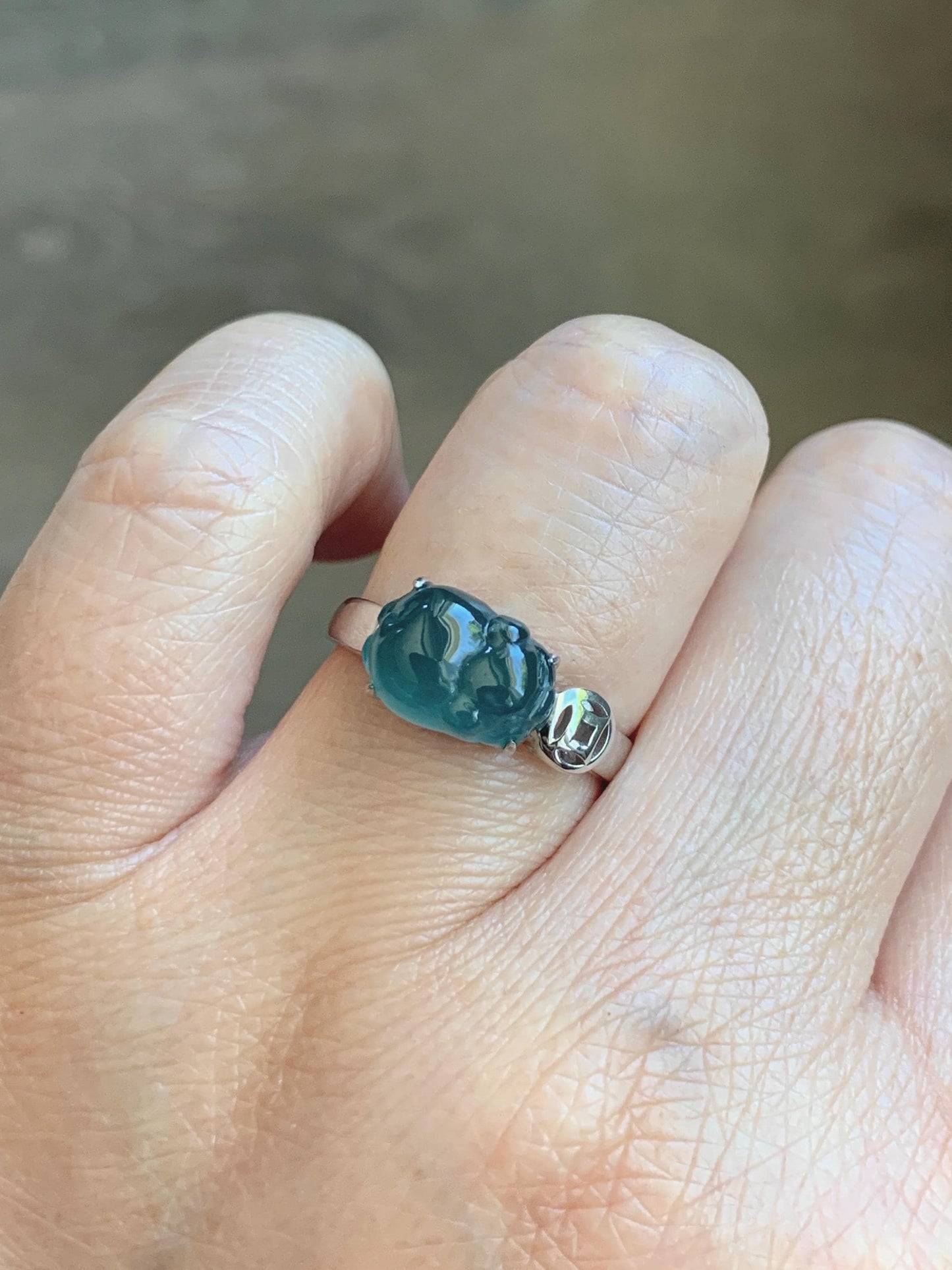 Certified Natural Grade A Guatemalan Icy Translucent Dark Teal Blue Jade Jadeite Carved Pig Ring Sterling Silver size 7 US 天然冰胶危蓝绿翡翠小猪戒指 234