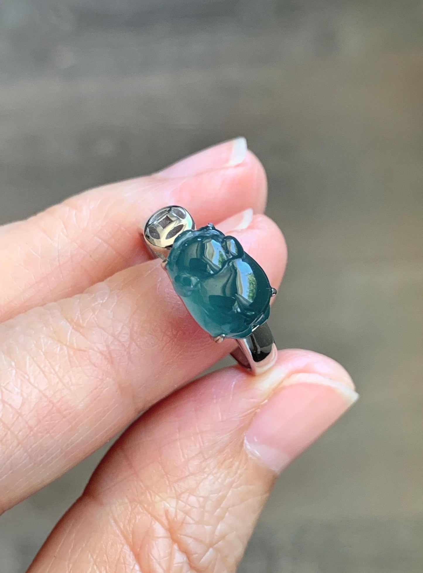 Certified Natural Grade A Guatemalan Icy Translucent Dark Teal Blue Jade Jadeite Carved Pig Ring Sterling Silver size 7 US 天然冰胶危蓝绿翡翠小猪戒指 234