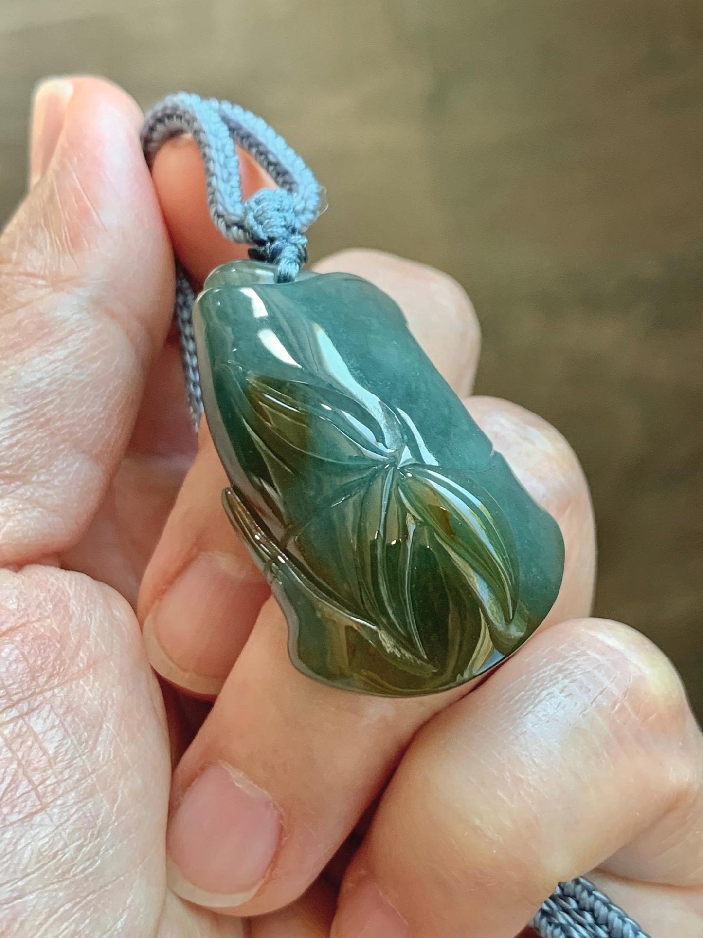 Natural Grade A Guatemalan Icy Translucent Dark Blue Yellow Marbled Jade Jadeite Bamboo Pendant Rope Necklace 27” 21g 天然冰危深蓝撒金翡翠竹节吊坠 WZJ165