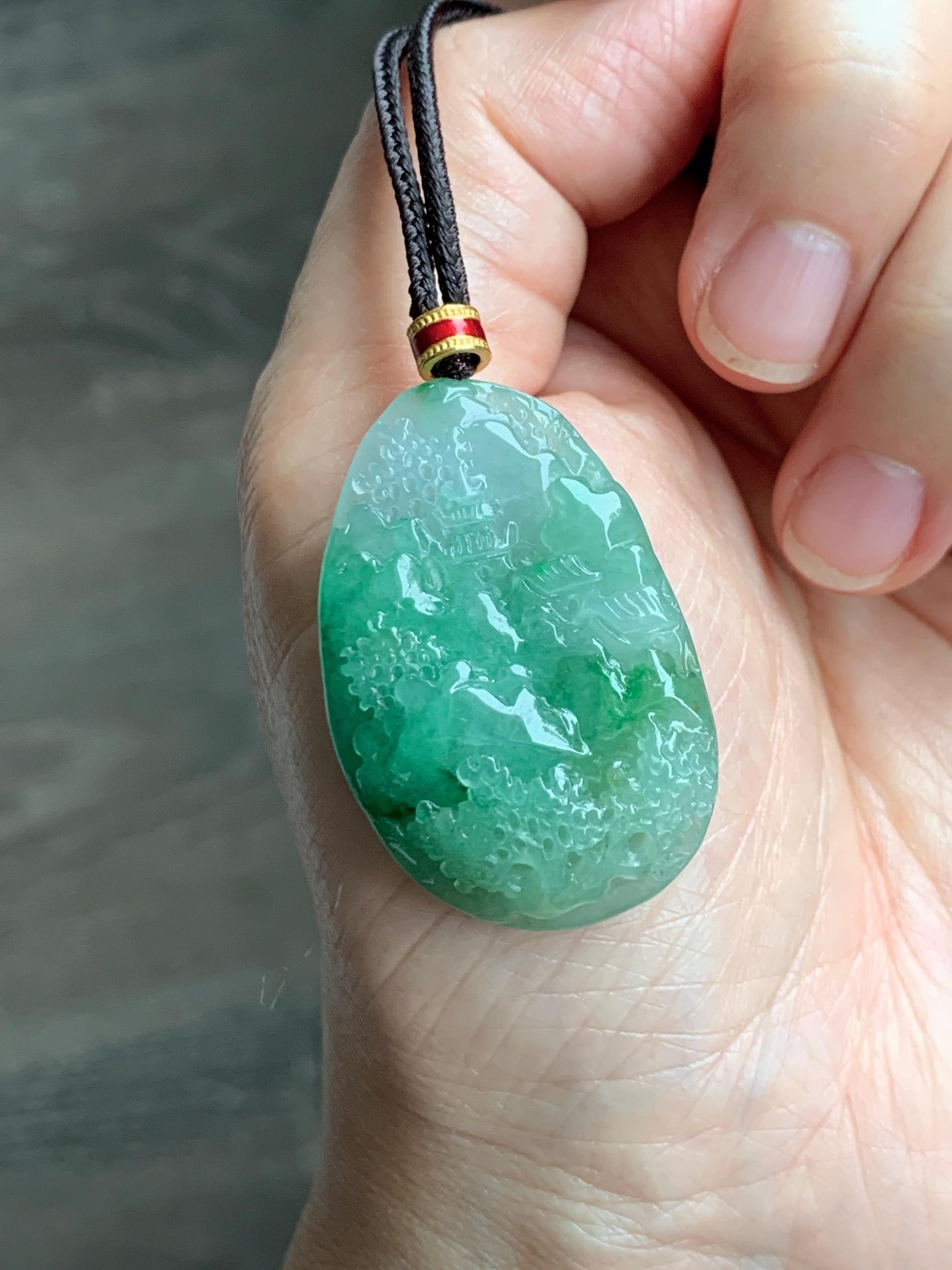 Certified Natural Grade A Icy Translucent Vibrant Green Marbled Jade Jadeite Carved Shan Shui Pendant Rope Necklace 26” 天然冰绿飘花翡翠山水吊坠 1160