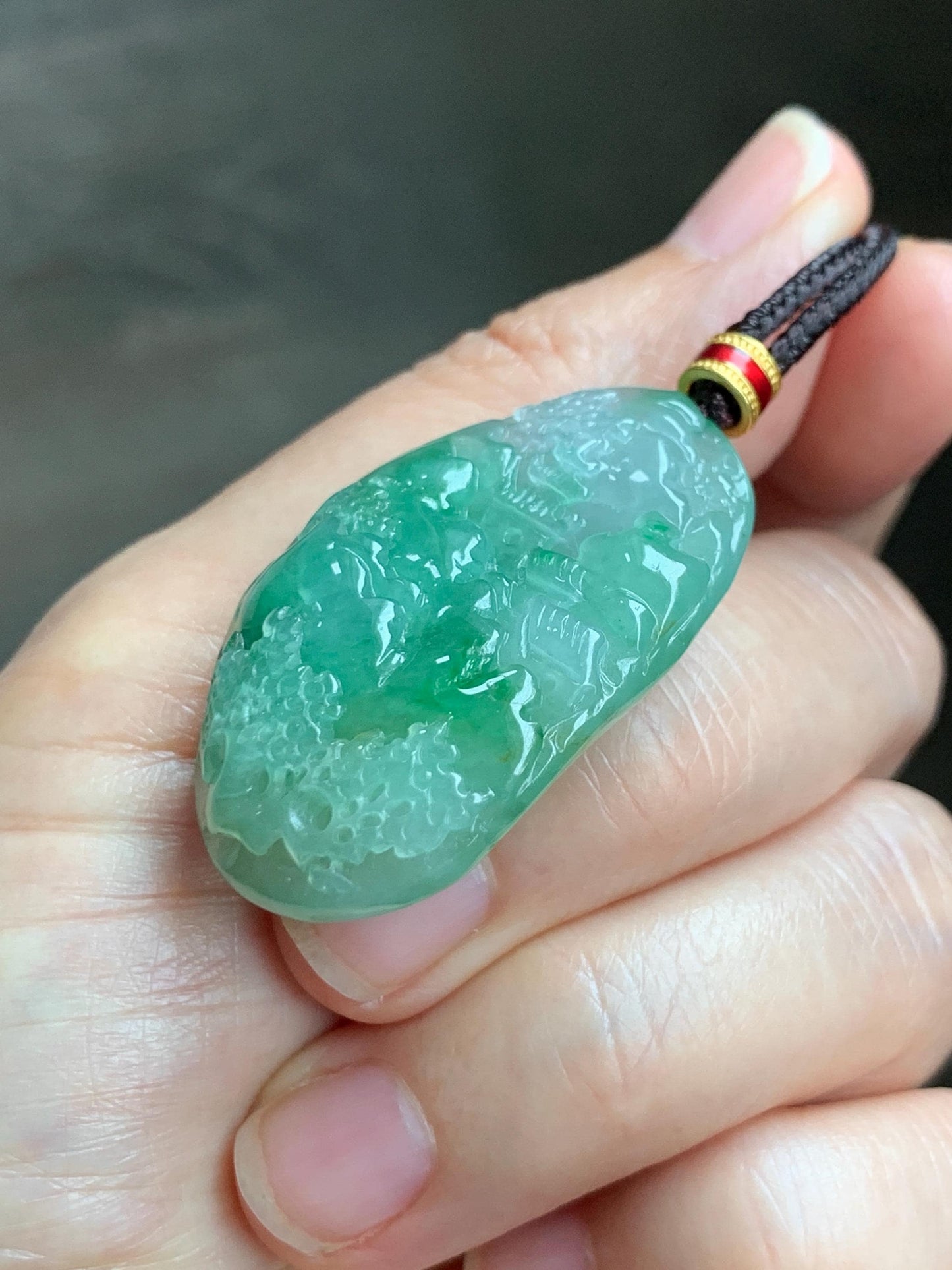 Certified Natural Grade A Icy Translucent Vibrant Green Marbled Jade Jadeite Carved Shan Shui Pendant Rope Necklace 26” 天然冰绿飘花翡翠山水吊坠 1160