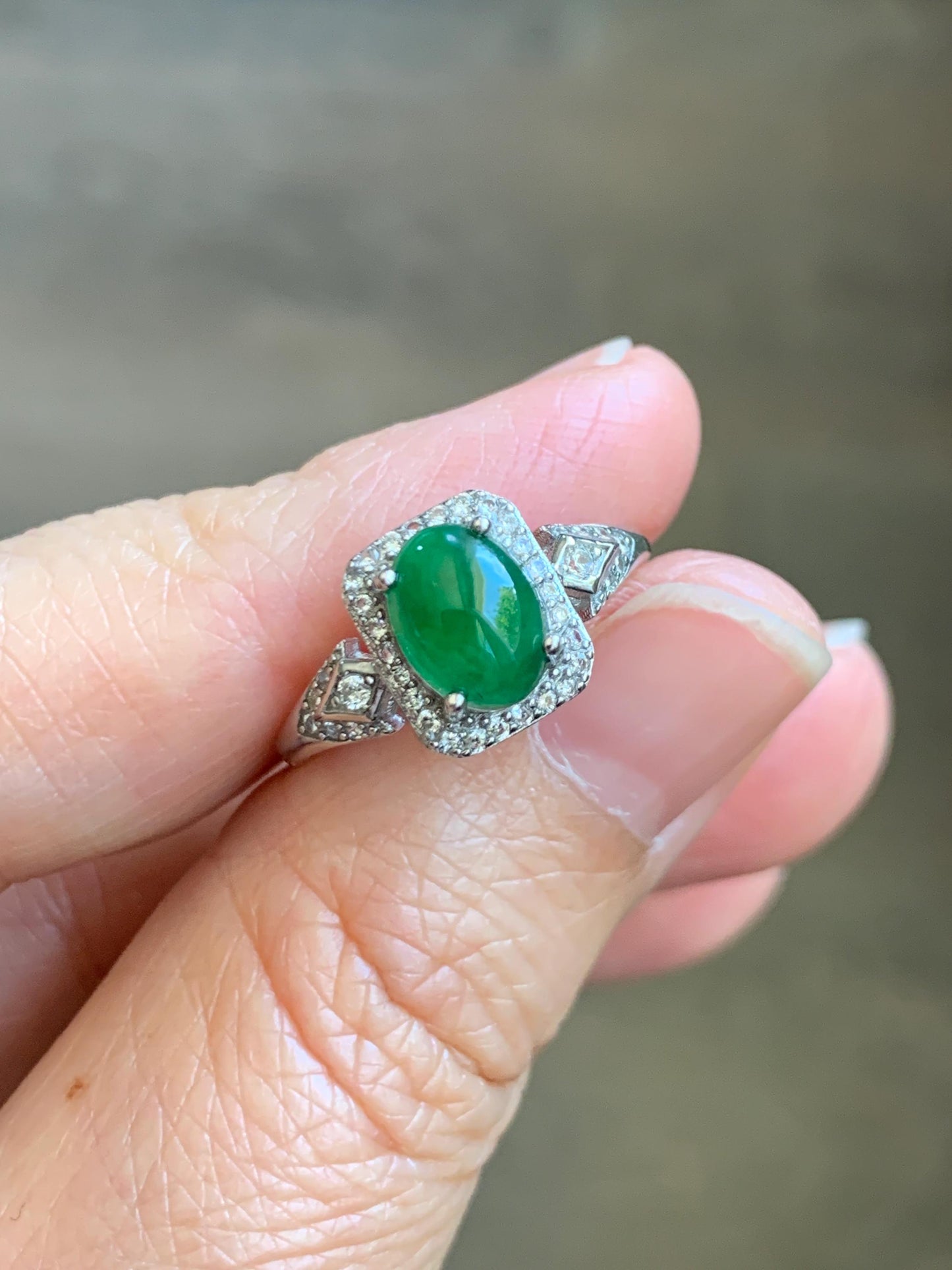 Natural Grade A Guatemalan Icy Translucent Vibrant Green Jade Jadeite Halo Ring Sterling Silver Size Adjustable 天然冰危绿翡翠戒指 WLO110