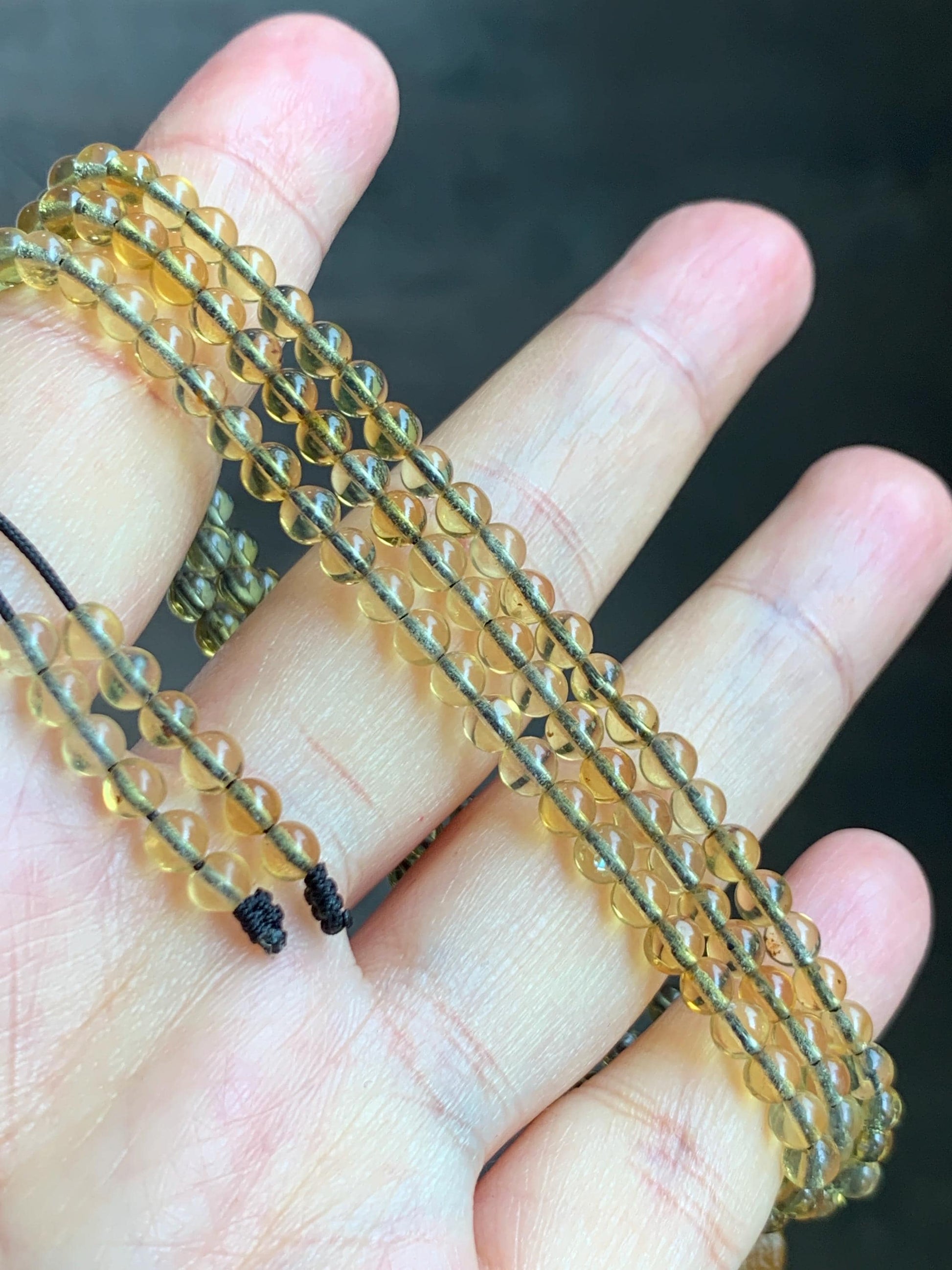 Natural Grade A Guatemalan Dark Yellow Jade Jadeite w/ Rind Carved Honey Bee Pendant Beaded Necklace 22” 24g 天然冰危黄翡翠皮壳料蜜蜂吊坠蓝珀项链 WPKM110