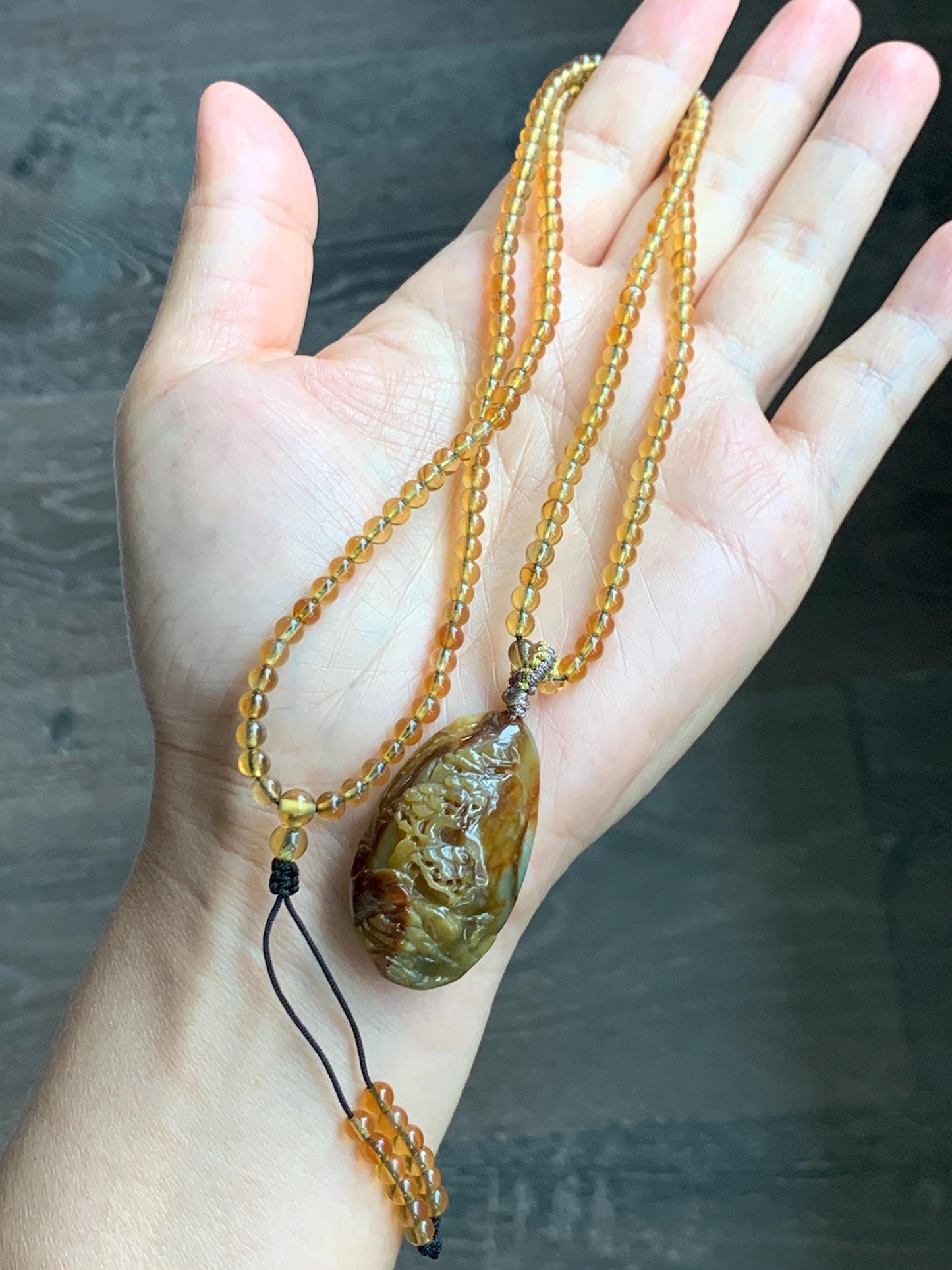 Natural Grade A Icy Dark Dusty Yellow Brown Marbled Jade Jadeite Carved Shan Shui Pendant Beaded Necklace 22” 21g 天然冰黄飘红翡翠山水吊坠蓝珀项链 MSS165