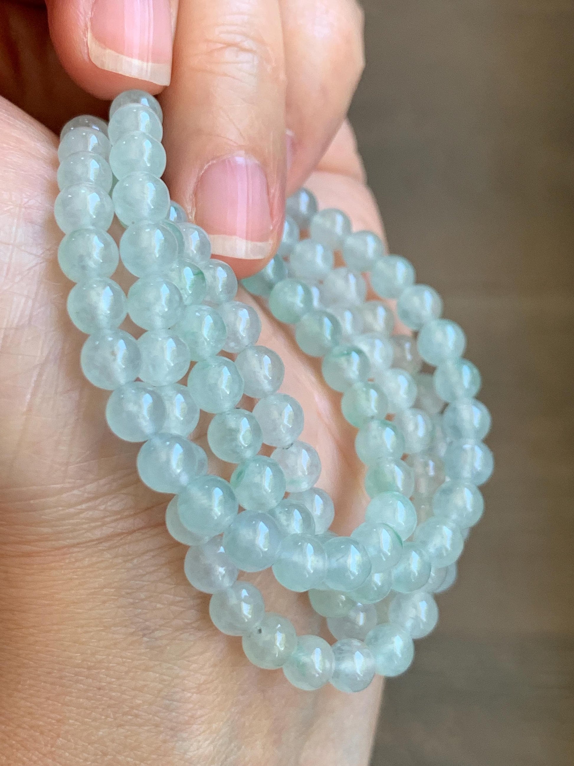 Grade A Natural Icy Highly Translucent White & Pastel Green Jade Jadeite Round Beads Beaded Necklace 5.5mm 23.5” 32g 天然冰晴底起光翡翠圆珠项链 MDQ660