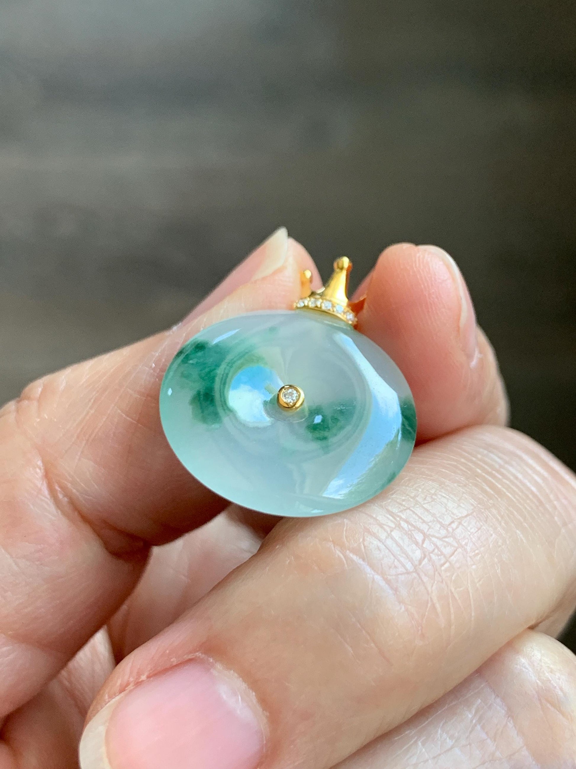 Certified Grade A Natural Icy Translucent Green Marbled Jade Jadeite Ping An Kou Donut Pendant 14K Yellow Gold 3g 天然冰胶白飘花翡翠平安扣14K金镶嵌吊坠 217