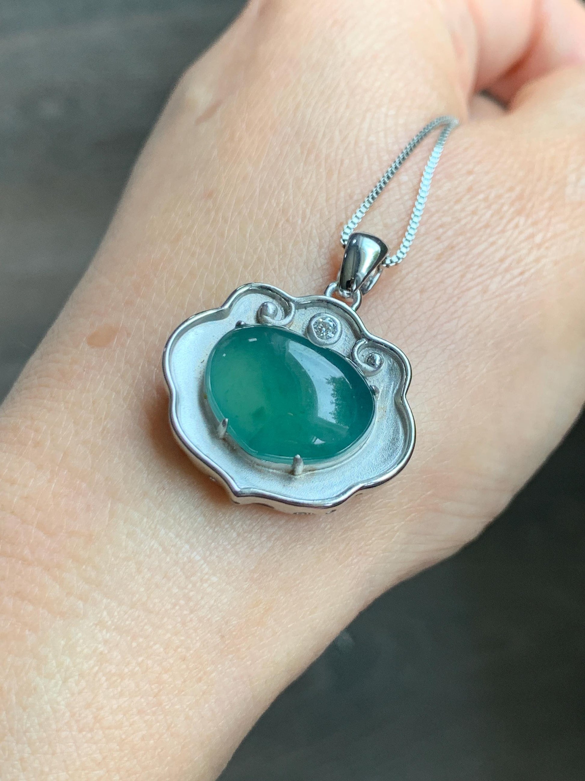 Certified Natural Grade A Guatemalan Icy Translucent Teal Green Jade Jadeite Heart Ruyi Lock Pendant Sterling Silver 6.7g 天然冰危绿翡翠爱心如意锁吊坠 221