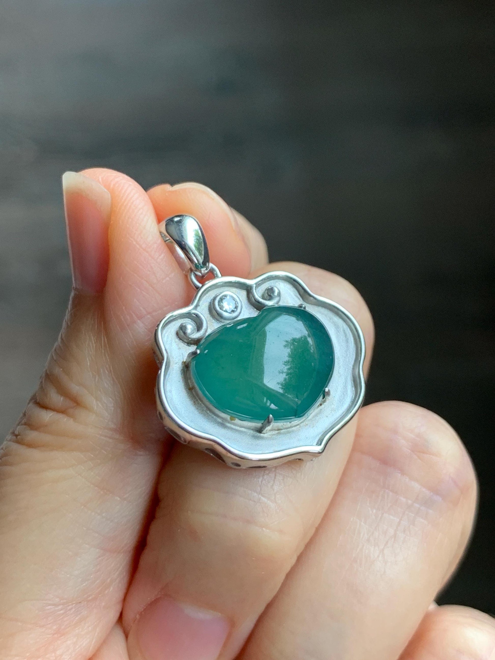 Certified Natural Grade A Guatemalan Icy Translucent Teal Green Jade Jadeite Heart Ruyi Lock Pendant Sterling Silver 6.7g 天然冰危绿翡翠爱心如意锁吊坠 221