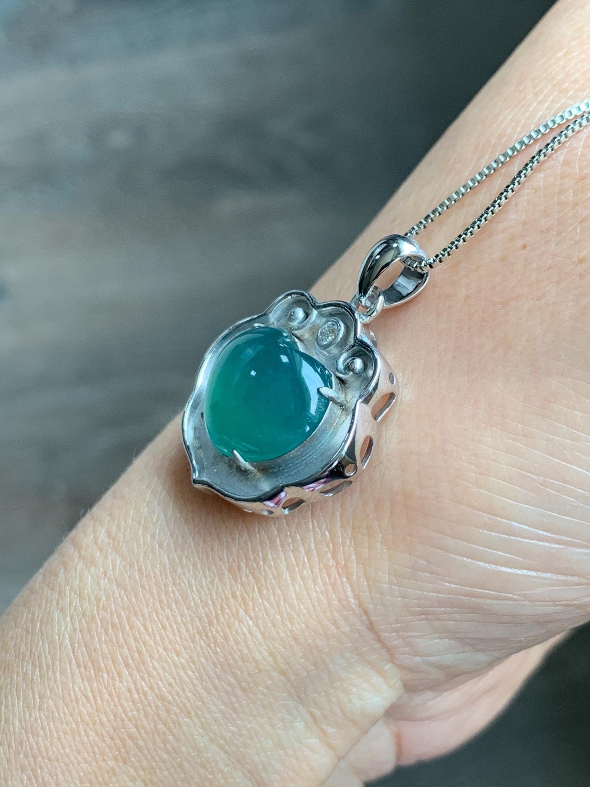 Certified Natural Grade A Guatemalan Icy Translucent Teal Green Jade Jadeite Heart Ruyi Lock Pendant Sterling Silver 6.7g 天然冰危绿翡翠爱心如意锁吊坠 221