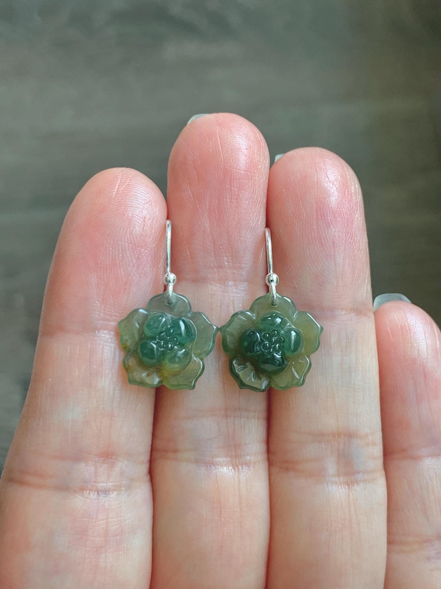 Natural Grade A Guatemalan Icy Translucent Teal Green Yellow Marbled Jade Jadeite Lotus Flower Earrings Sterling Silver 天然冰危蓝绿翡翠莲花耳钩 WLG88B