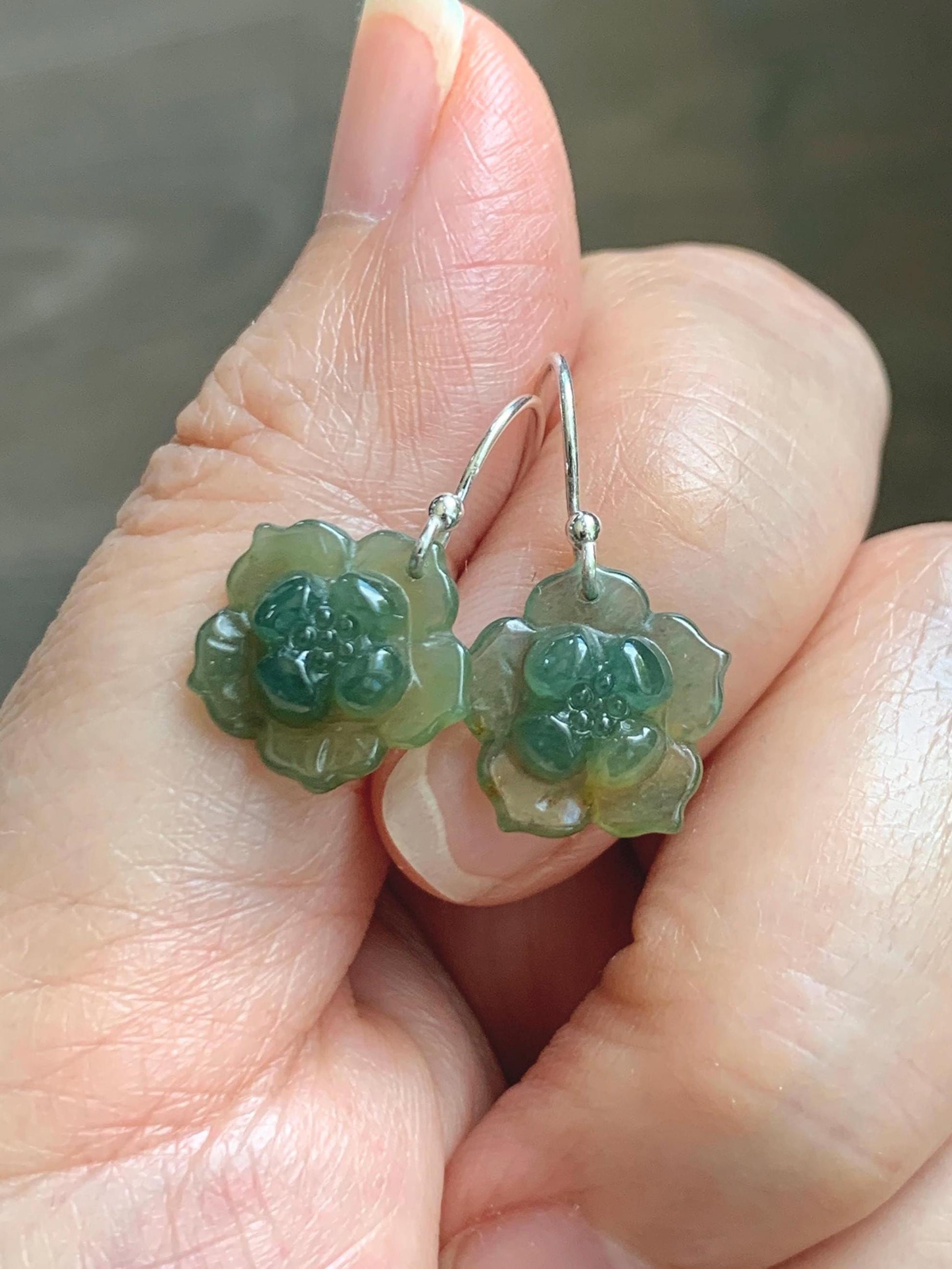Natural Grade A Guatemalan Icy Translucent Teal Green Yellow Marbled Jade Jadeite Lotus Flower Earrings Sterling Silver 天然冰危蓝绿翡翠莲花耳钩 WLG88B