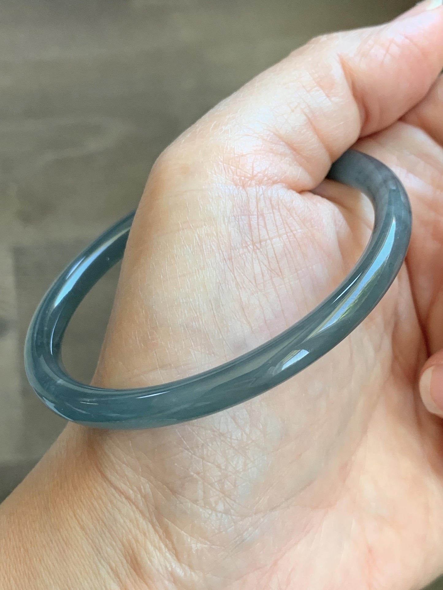 Certified Natural Grade A Guatemalan Icy Translucent Grayish Blue Wuji Marbled Jade Jadeite Bangle Bracelet 57.13mm 7” 天然冰危蓝灰乌鸡细圆条翡翠手镯 190