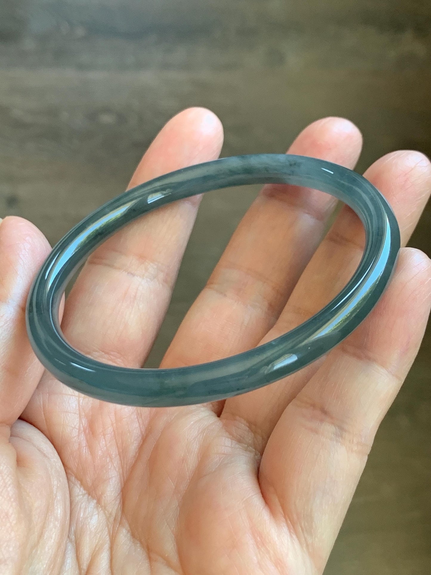 Certified Natural Grade A Guatemalan Icy Translucent Grayish Blue Wuji Marbled Jade Jadeite Bangle Bracelet 57.13mm 7” 天然冰危蓝灰乌鸡细圆条翡翠手镯 190