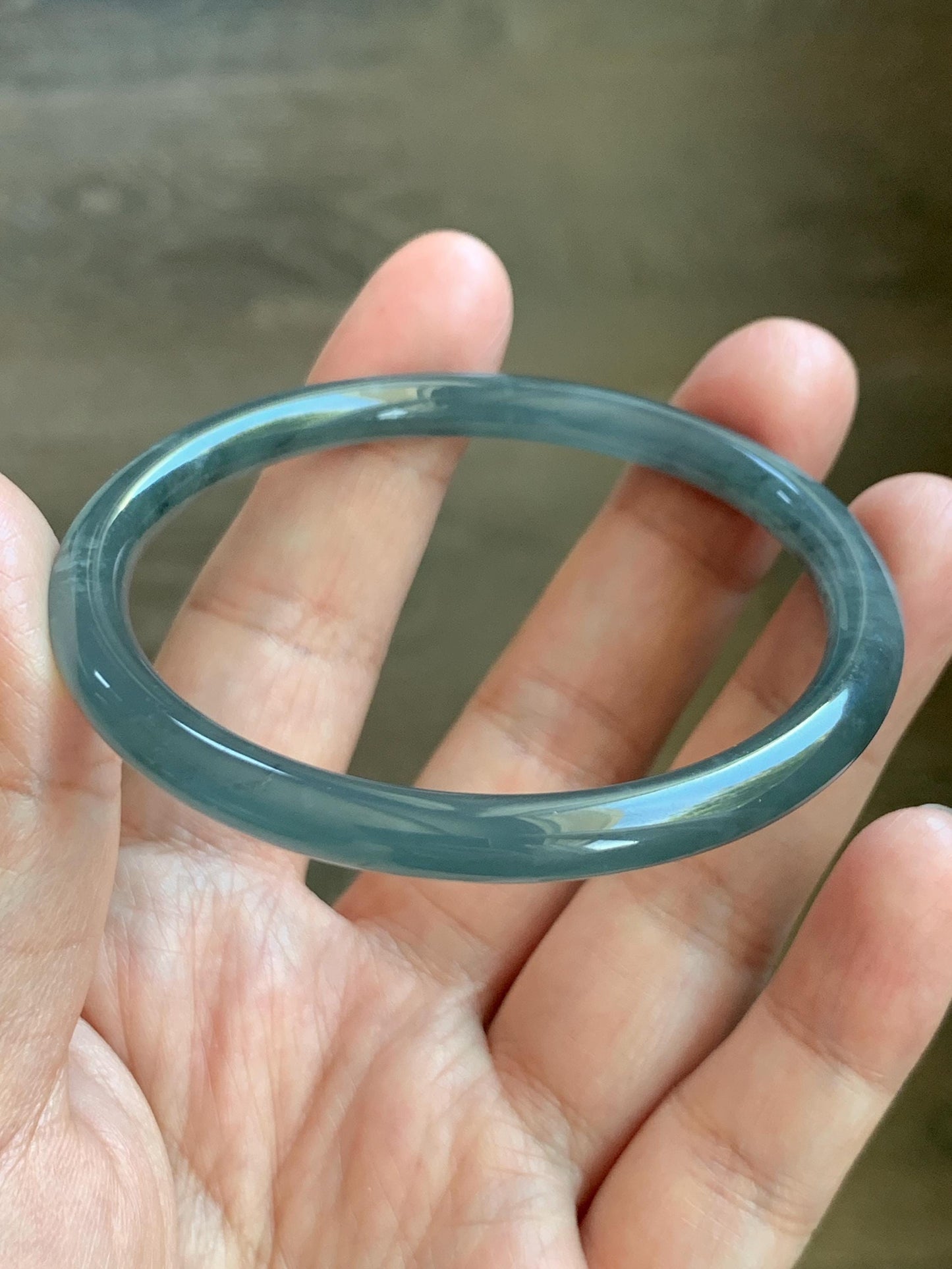 Certified Natural Grade A Guatemalan Icy Translucent Grayish Blue Wuji Marbled Jade Jadeite Bangle Bracelet 55.16mm 6.8” 天然冰危蓝灰乌鸡细圆条翡翠手镯 192
