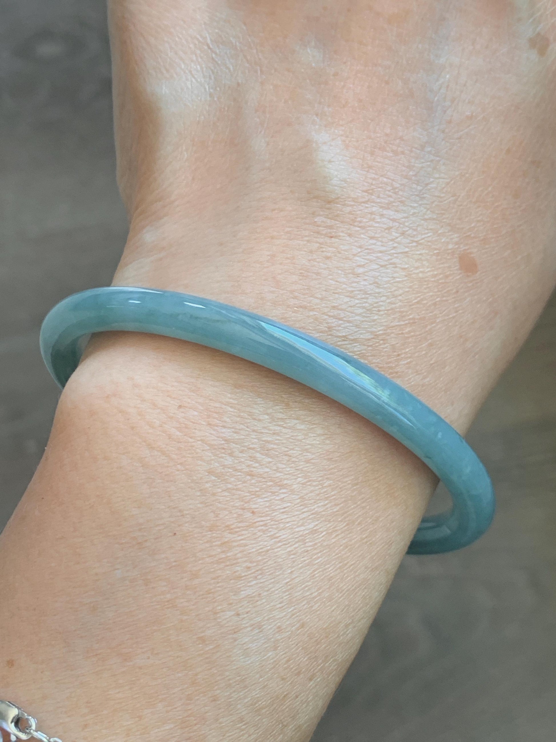 Certified Natural Grade A Guatemalan Icy Translucent Dusty Teal Jade Jadeite Slim Bangle 60.1mm 7.43” 20g 天然冰危暗蓝绿翡翠细圆条手镯 203