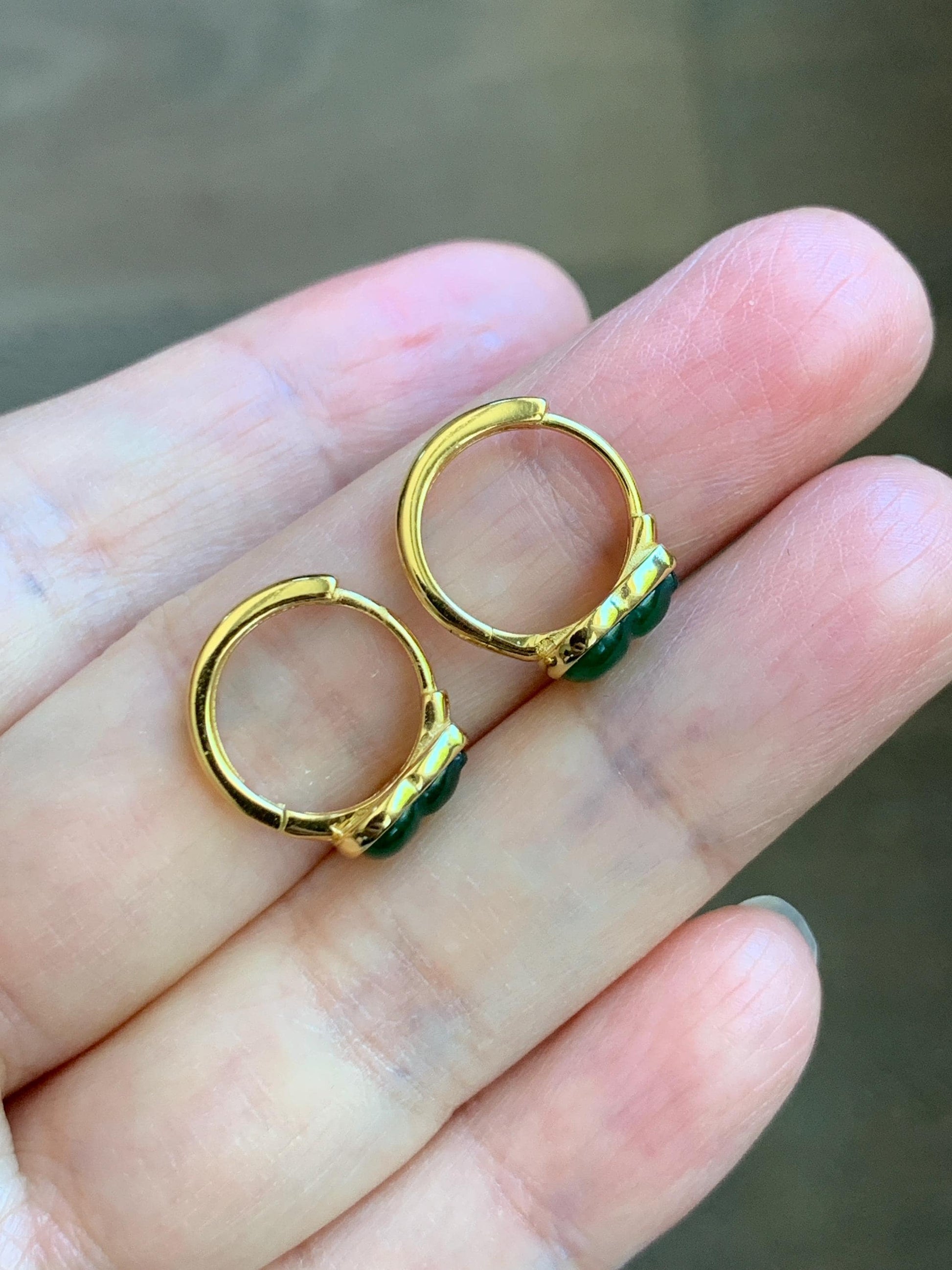 Natural Grade A Guatemalan Icy Translucent Vibrant Green Gourd Jade Jadeite Hoop Earrings Sterling Silver Yellow Gold 天然冰危绿翡翠葫芦银镶耳包 WDH108