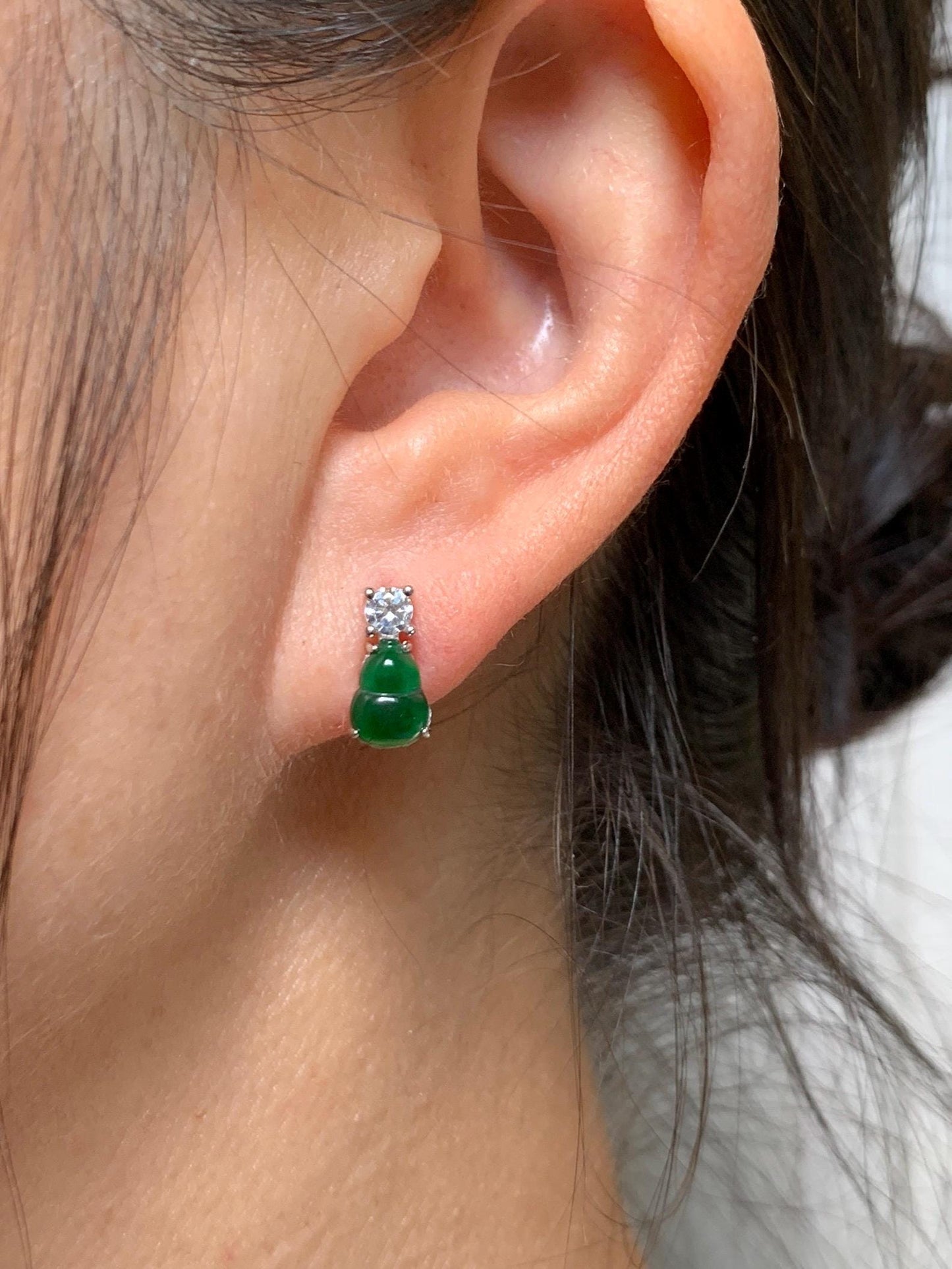 Natural Guatemalan Grade A Icy Translucent Green Jade Jadeite Gourd Hulu Stud Earrings Sterling Silver 天然冰危绿翡翠葫芦银镶耳钉 HUT79