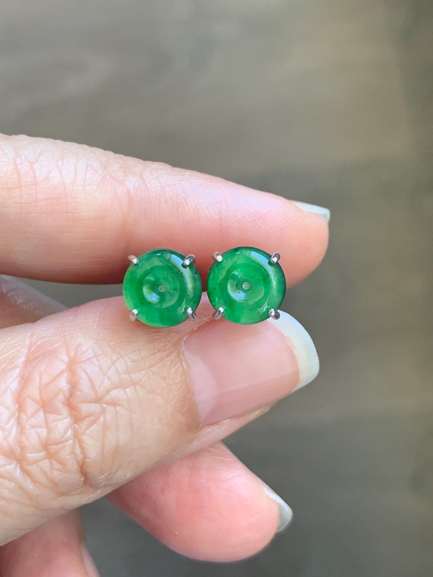 Natural Grade A Guatemalan Icy Translucent Vibrant Green Jade Jadeite Mini Ping An Kou Donut Earrings Sterling Silver 天然冰危绿翡翠平安扣耳钉 WLK100