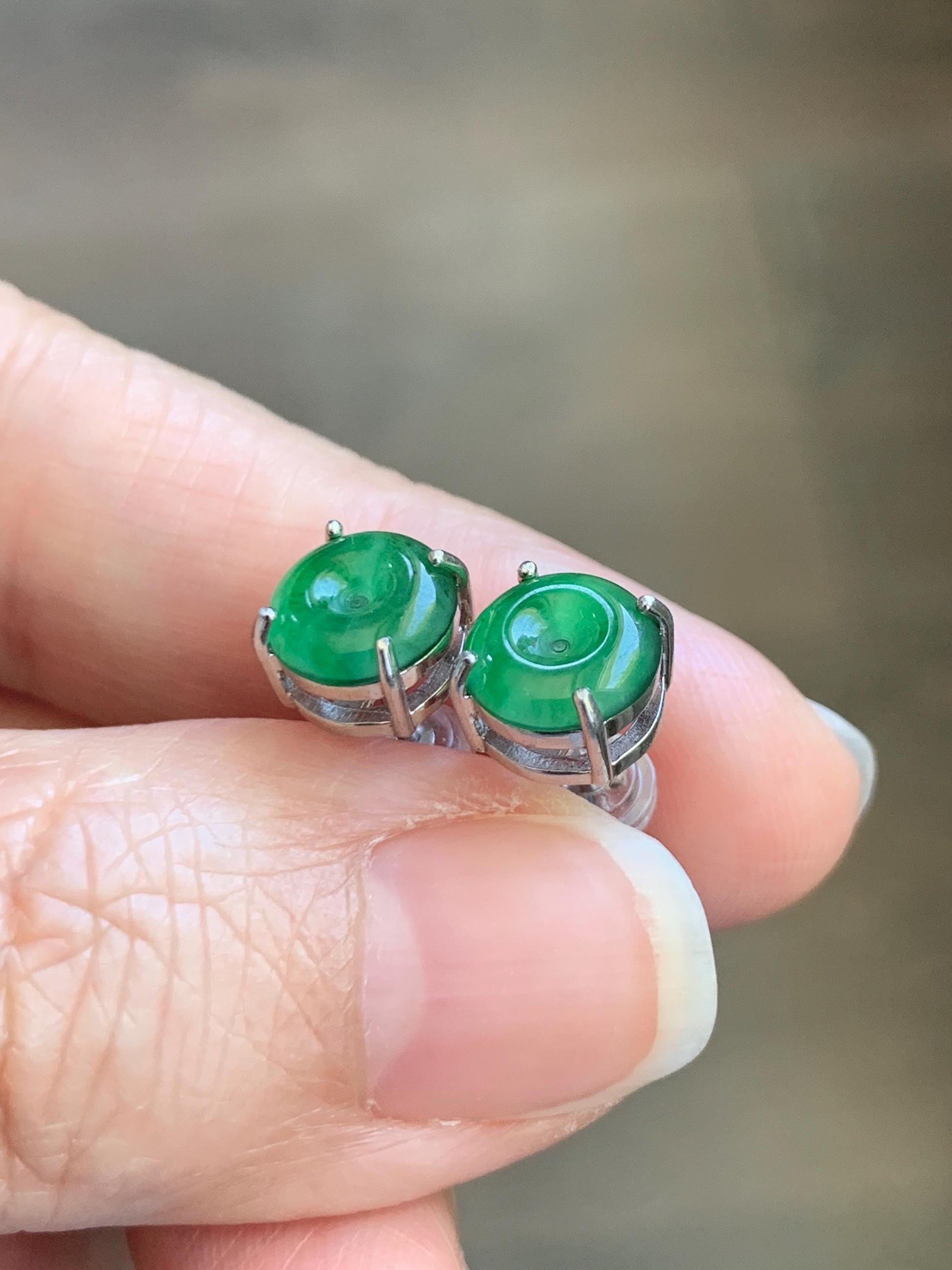 Natural Grade A Guatemalan Icy Translucent Vibrant Green Jade Jadeite Mini Ping An Kou Donut Earrings Sterling Silver 天然冰危绿翡翠平安扣耳钉 WLK100