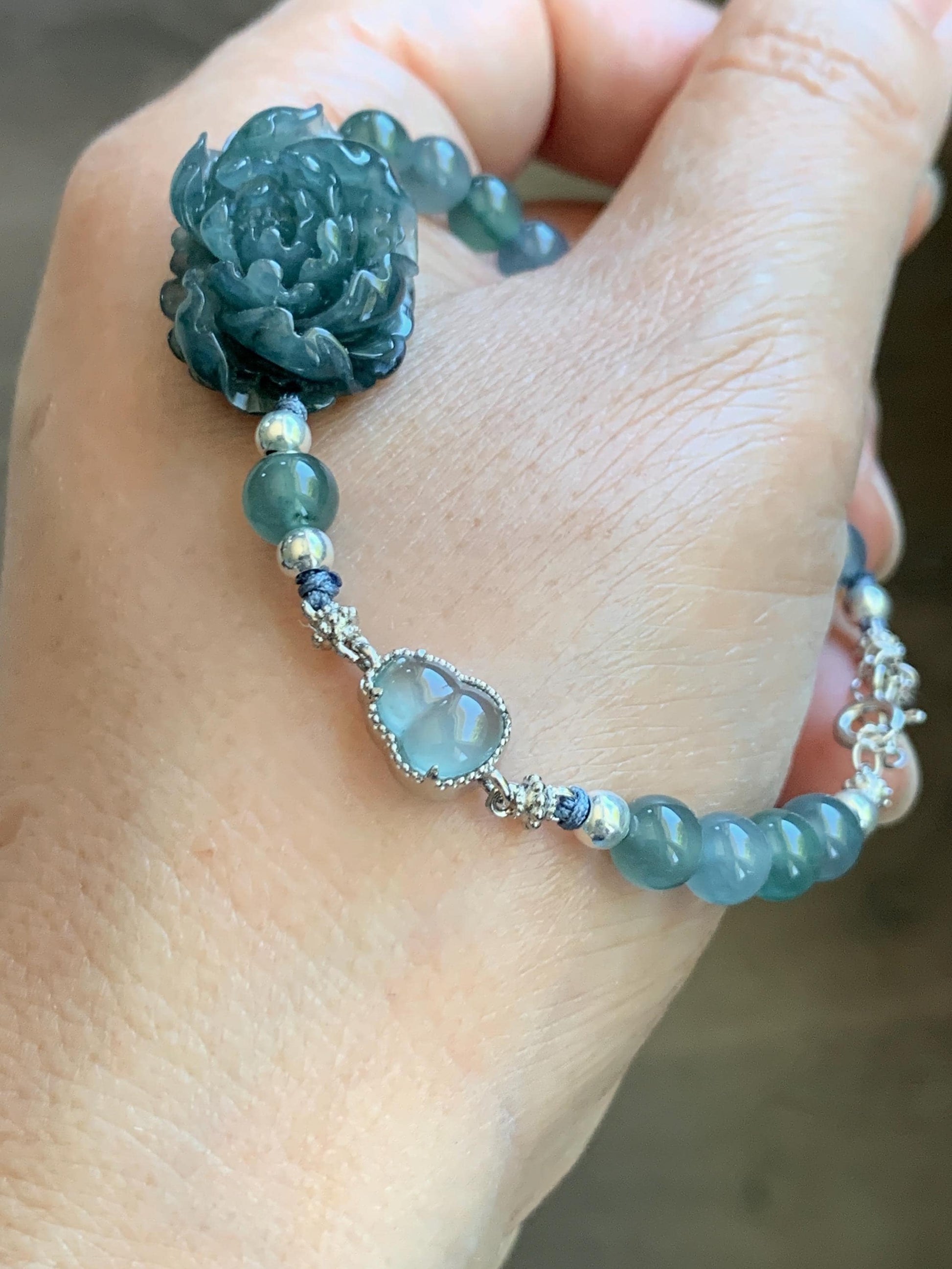 Natural Grade A Guatemalan Icy Dusty Blue Jade Jadeite Peony Flower Gourd Charm Beaded Bracelet 6.75” Sterling Silver 天然冰危蓝翡翠牡丹花圆珠手串 WMD414