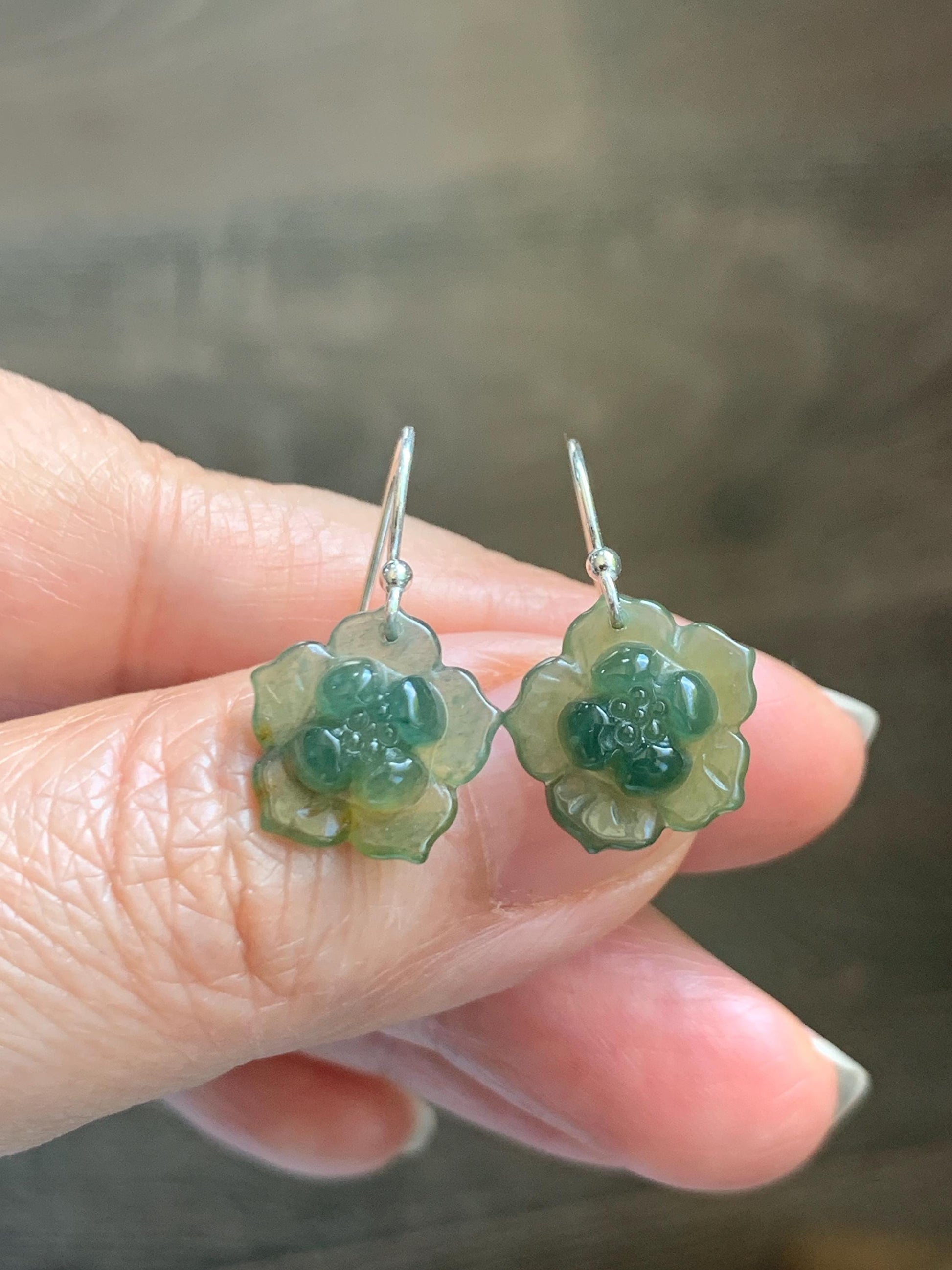 Natural Grade A Guatemalan Icy Translucent Teal Green Yellow Marbled Jade Jadeite Lotus Flower Earrings Sterling Silver 天然冰危蓝绿翡翠莲花耳钩 WLG88B