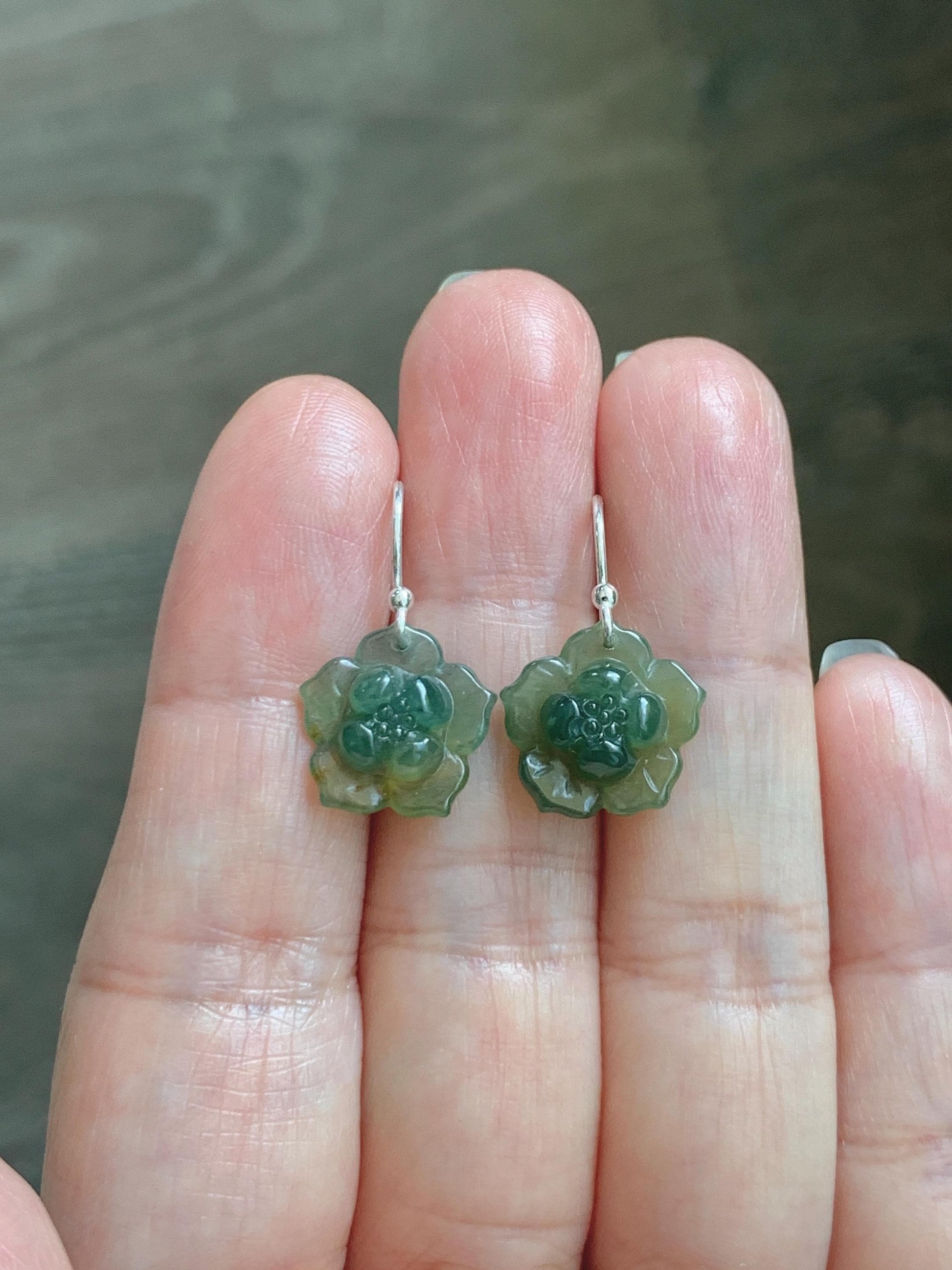 Natural Grade A Guatemalan Icy Translucent Teal Green Yellow Marbled Jade Jadeite Lotus Flower Earrings Sterling Silver 天然冰危蓝绿翡翠莲花耳钩 WLG88B