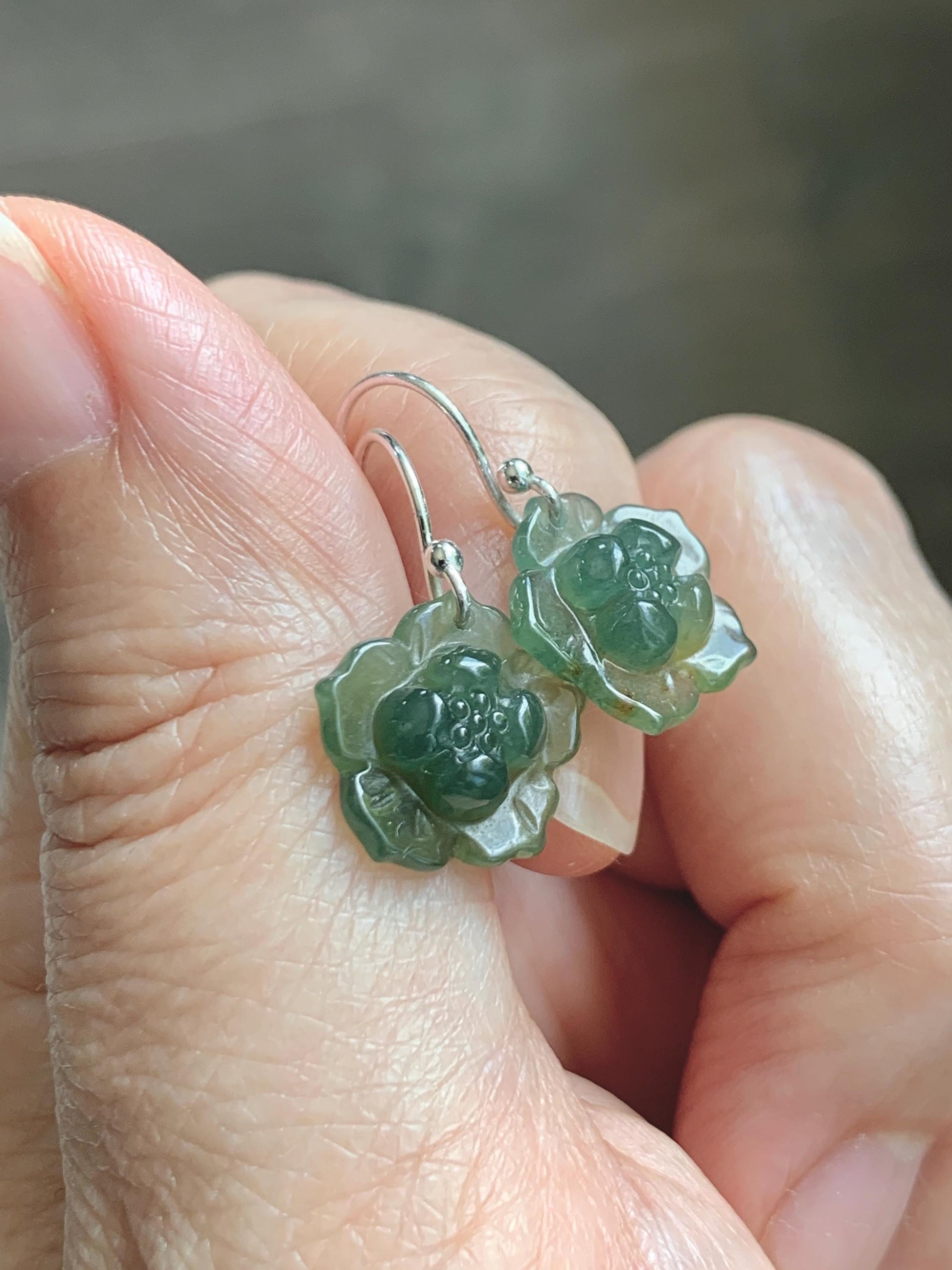 Natural Grade A Guatemalan Icy Translucent Teal Green Yellow Marbled Jade Jadeite Lotus Flower Earrings Sterling Silver 天然冰危蓝绿翡翠莲花耳钩 WLG88B