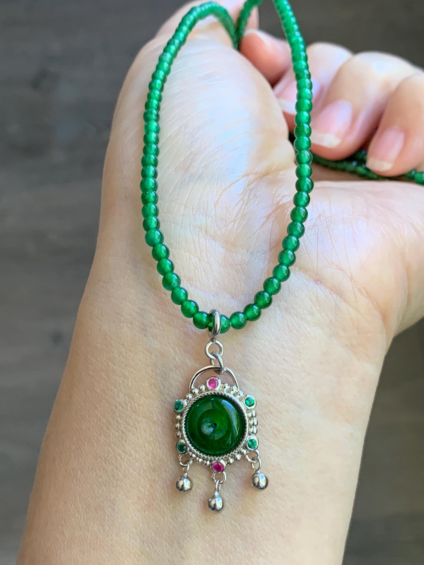 Natural Grade A Guatemalan Icy Vibrant Green Jade Jadeite Petite Beads Beaded Necklace Sterling Silver 3mm 19.75” 10g 天然冰危绿翡翠小圆珠项链 WVL660A
