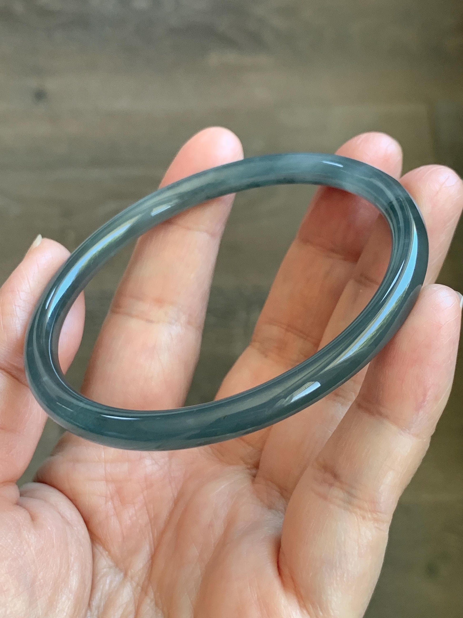 Certified Natural Grade A Guatemalan Icy Translucent Grayish Blue Wuji Marbled Jade Jadeite Bangle Bracelet 59mm 7.3” 天然冰危蓝灰乌鸡细圆条翡翠手镯 191