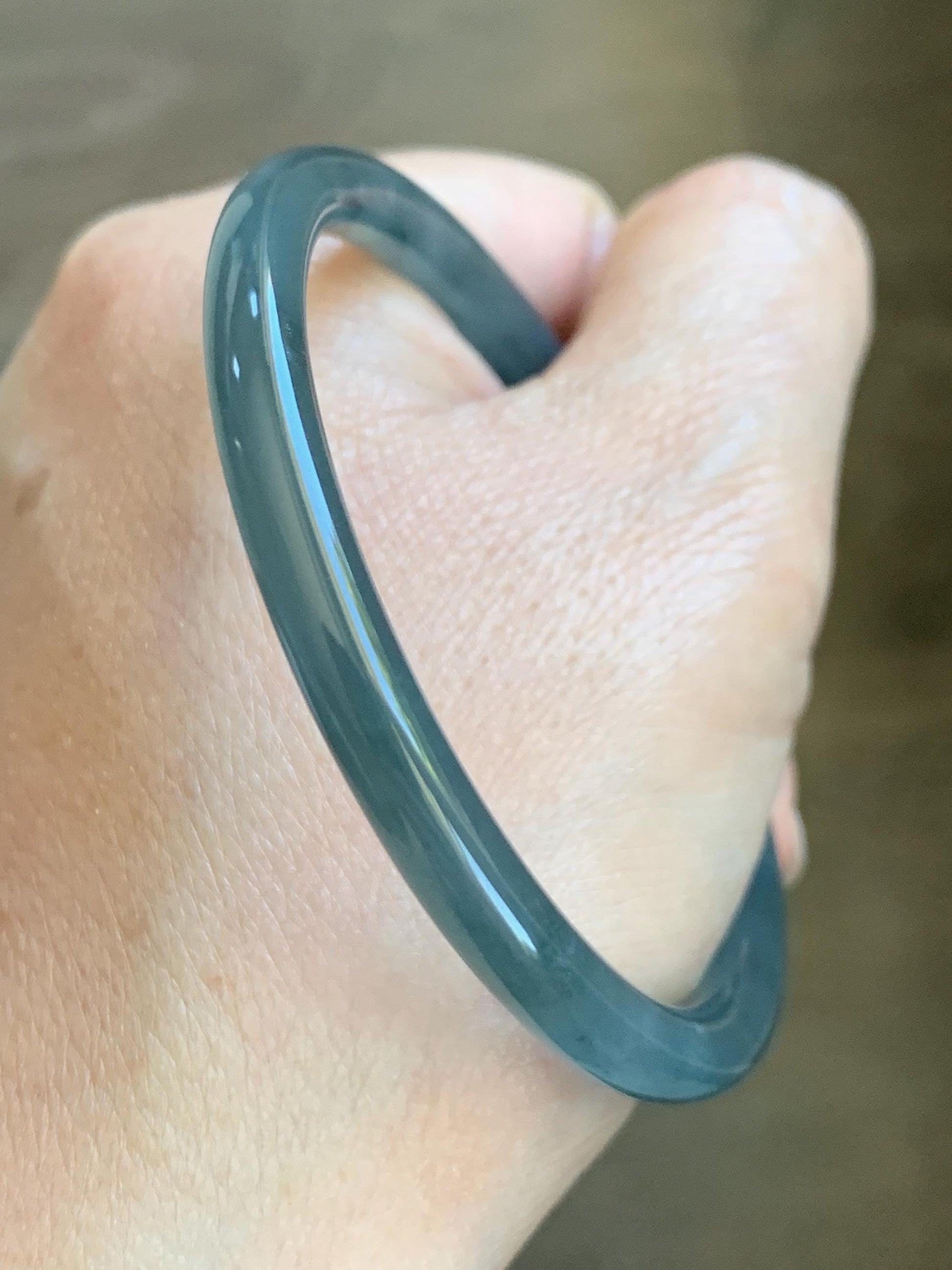 Certified Natural Grade A Guatemalan Icy Translucent Grayish Blue Wuji Marbled Jade Jadeite Bangle Bracelet 57.13mm 7” 天然冰危蓝灰乌鸡细圆条翡翠手镯 190